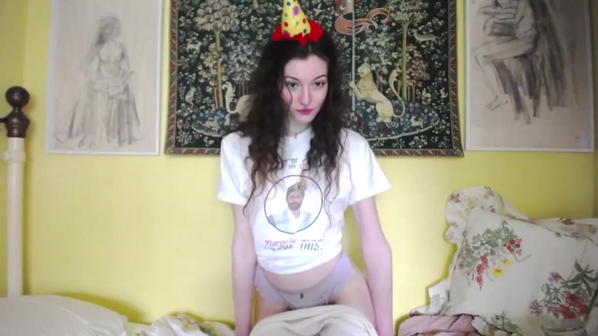 Gallery image thumbnail from viola__'s myfreecams stream on, 05/09/2023, 14:08 image 8 of 20