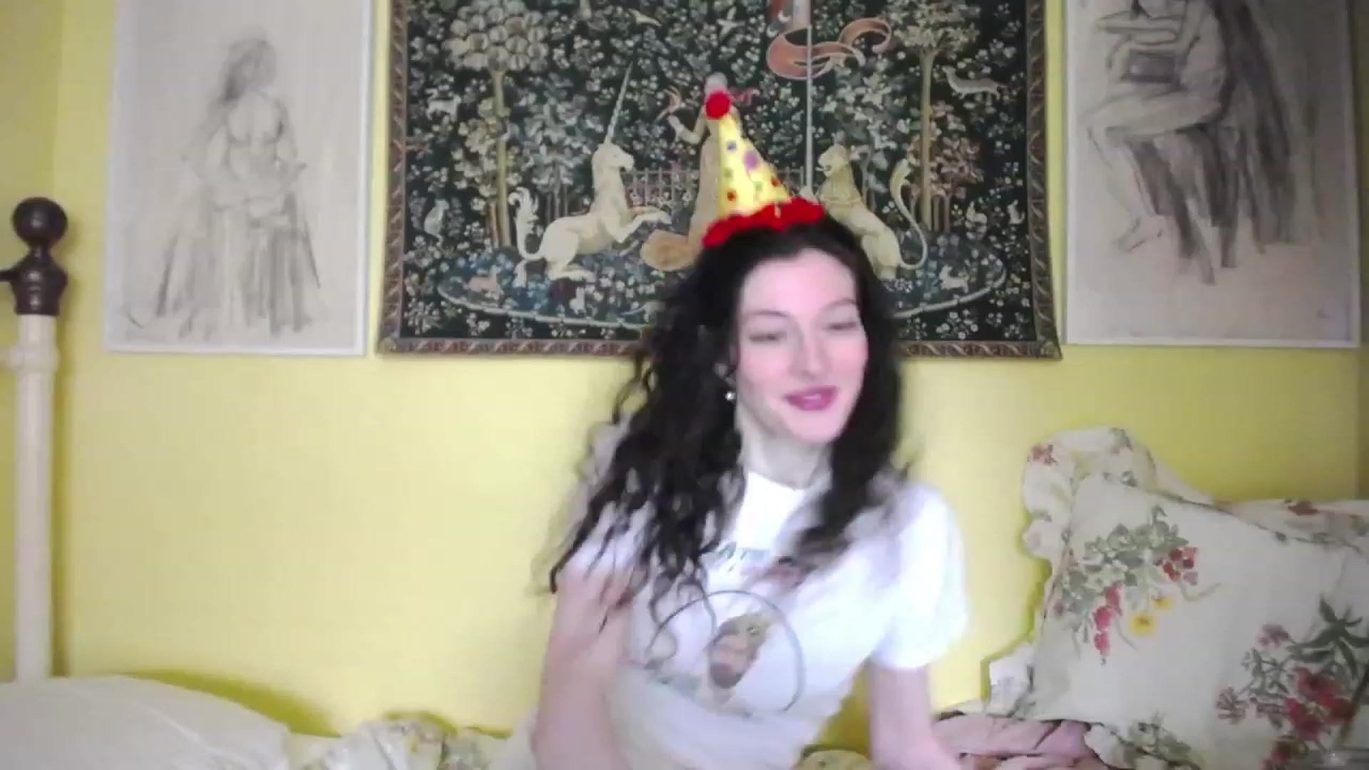 Gallery image thumbnail from viola__'s myfreecams stream on, 05/09/2023, 14:08 image 6 of 20