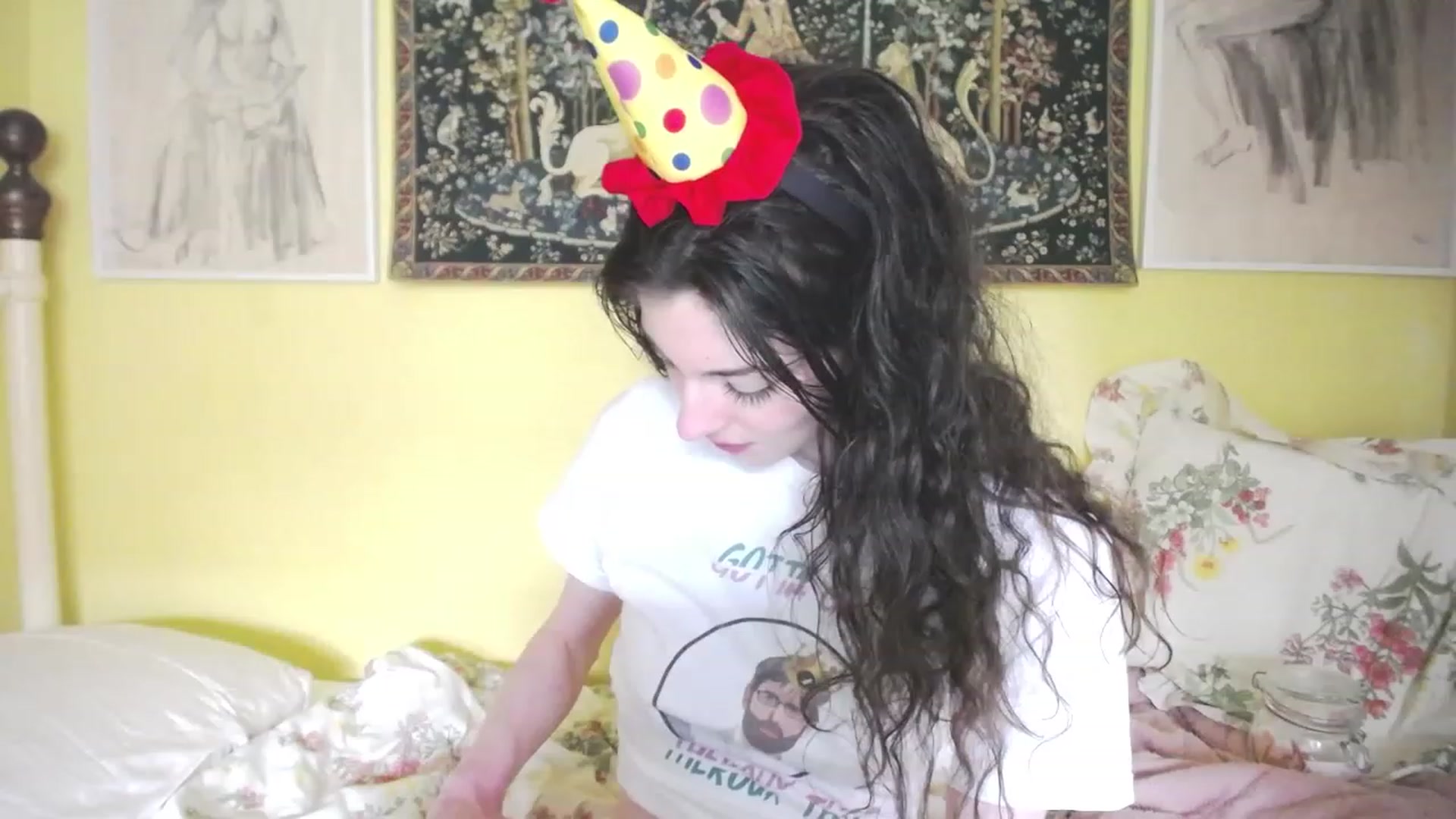 Gallery image thumbnail from viola__'s myfreecams stream on, 05/09/2023, 14:58 image 5 of 20