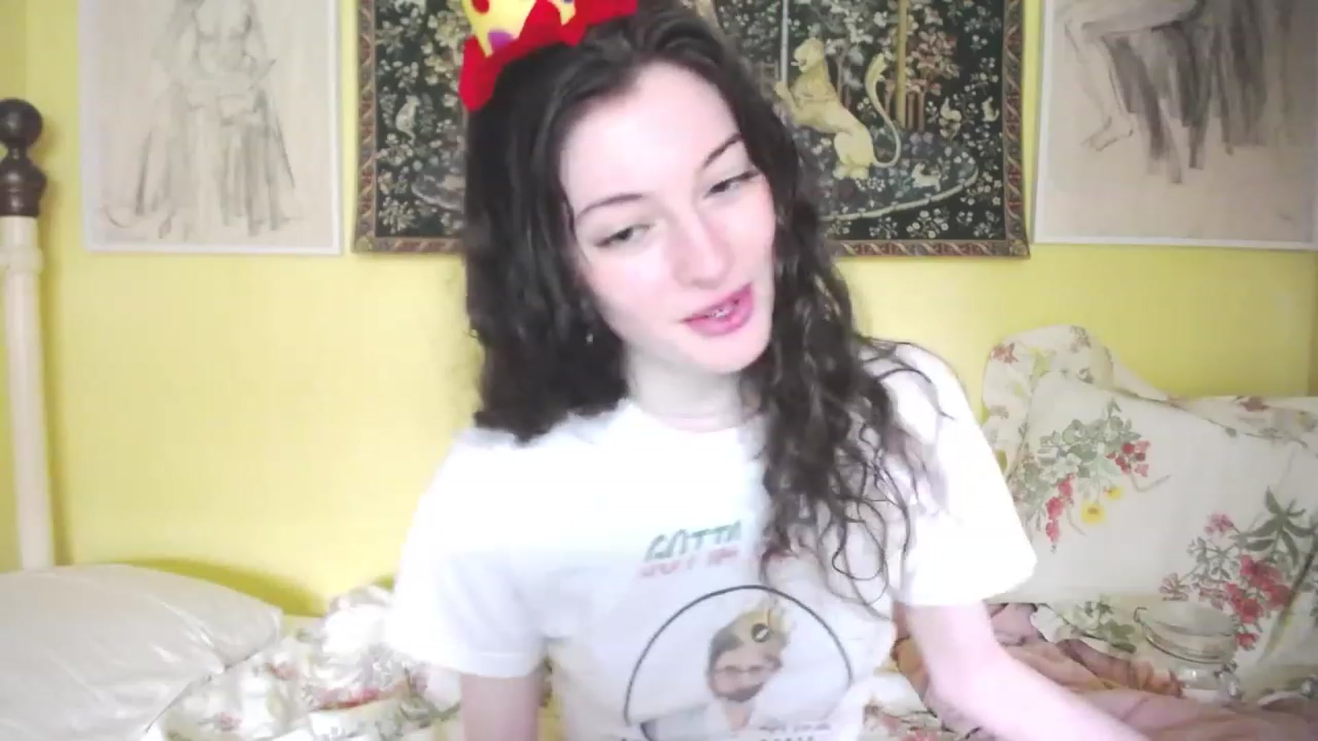 Gallery image thumbnail from viola__'s myfreecams stream on, 05/09/2023, 14:58 image 7 of 20