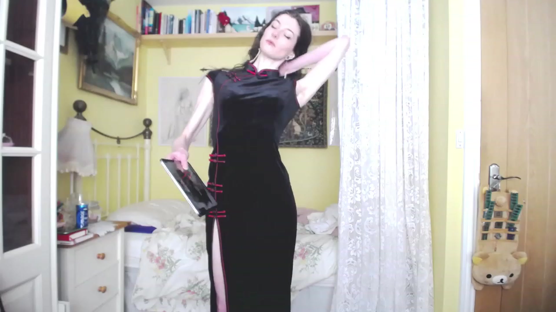 Gallery image thumbnail from viola__'s myfreecams stream on, 05/11/2023, 13:52 image 13 of 20