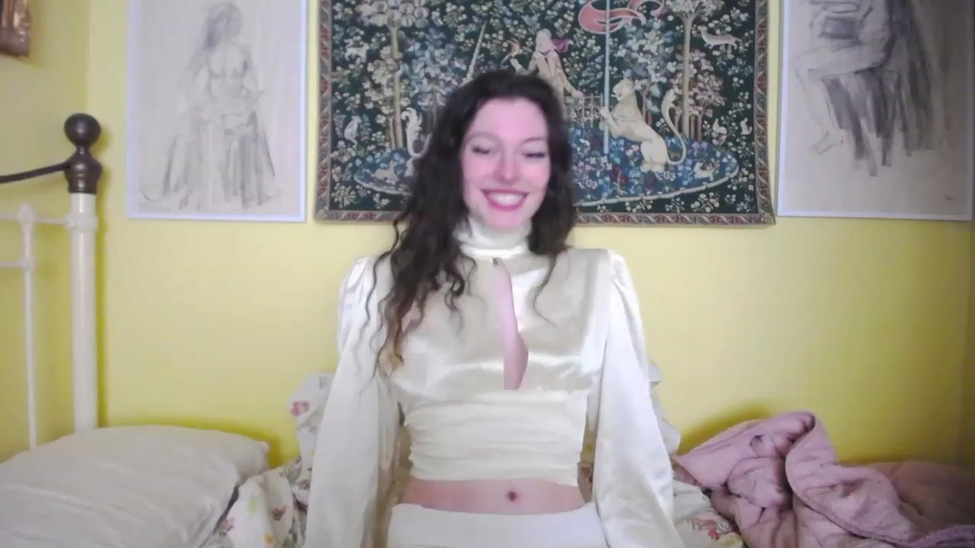 Gallery image thumbnail from viola__'s myfreecams stream on, 05/12/2023, 10:53 image 14 of 20