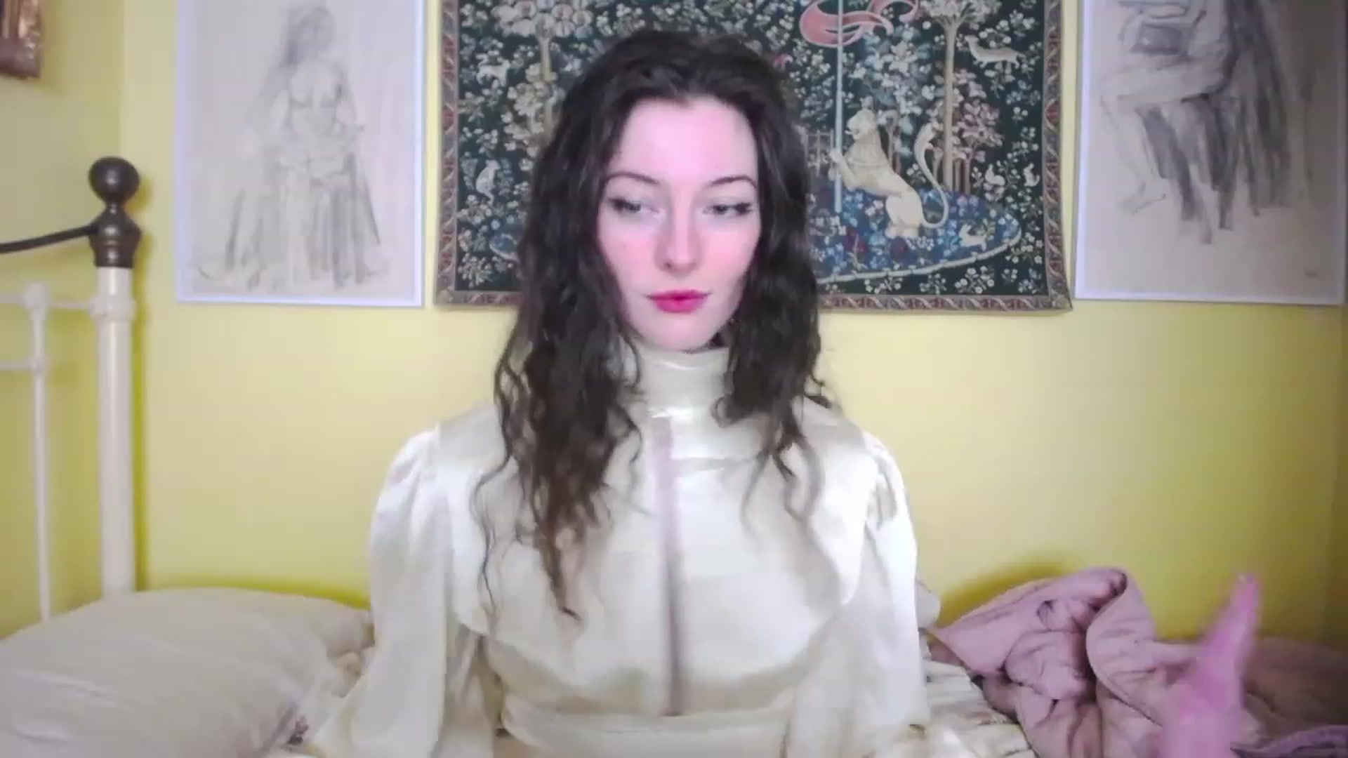 Gallery image thumbnail from viola__'s myfreecams stream on, 05/12/2023, 10:53 image 9 of 20