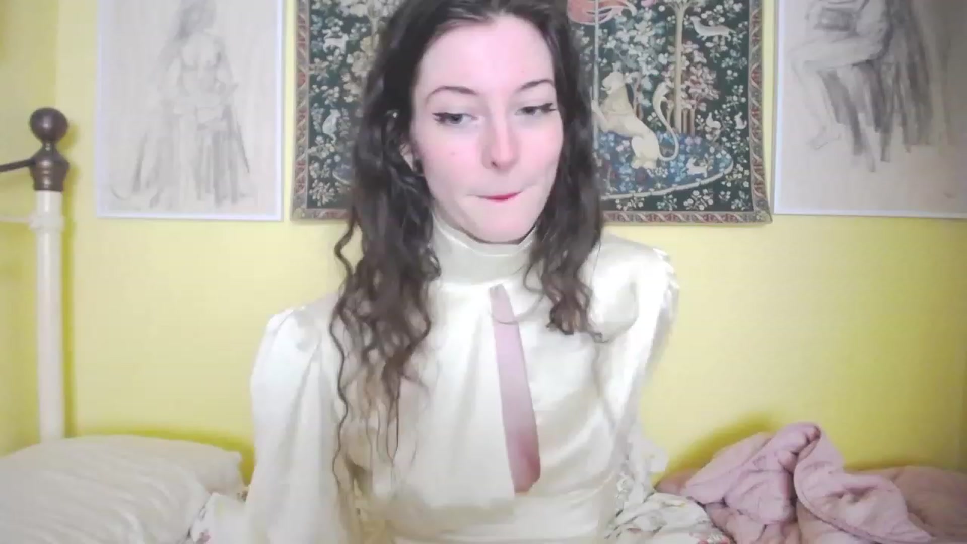 Gallery image thumbnail from viola__'s myfreecams stream on, 05/12/2023, 12:31 image 9 of 20