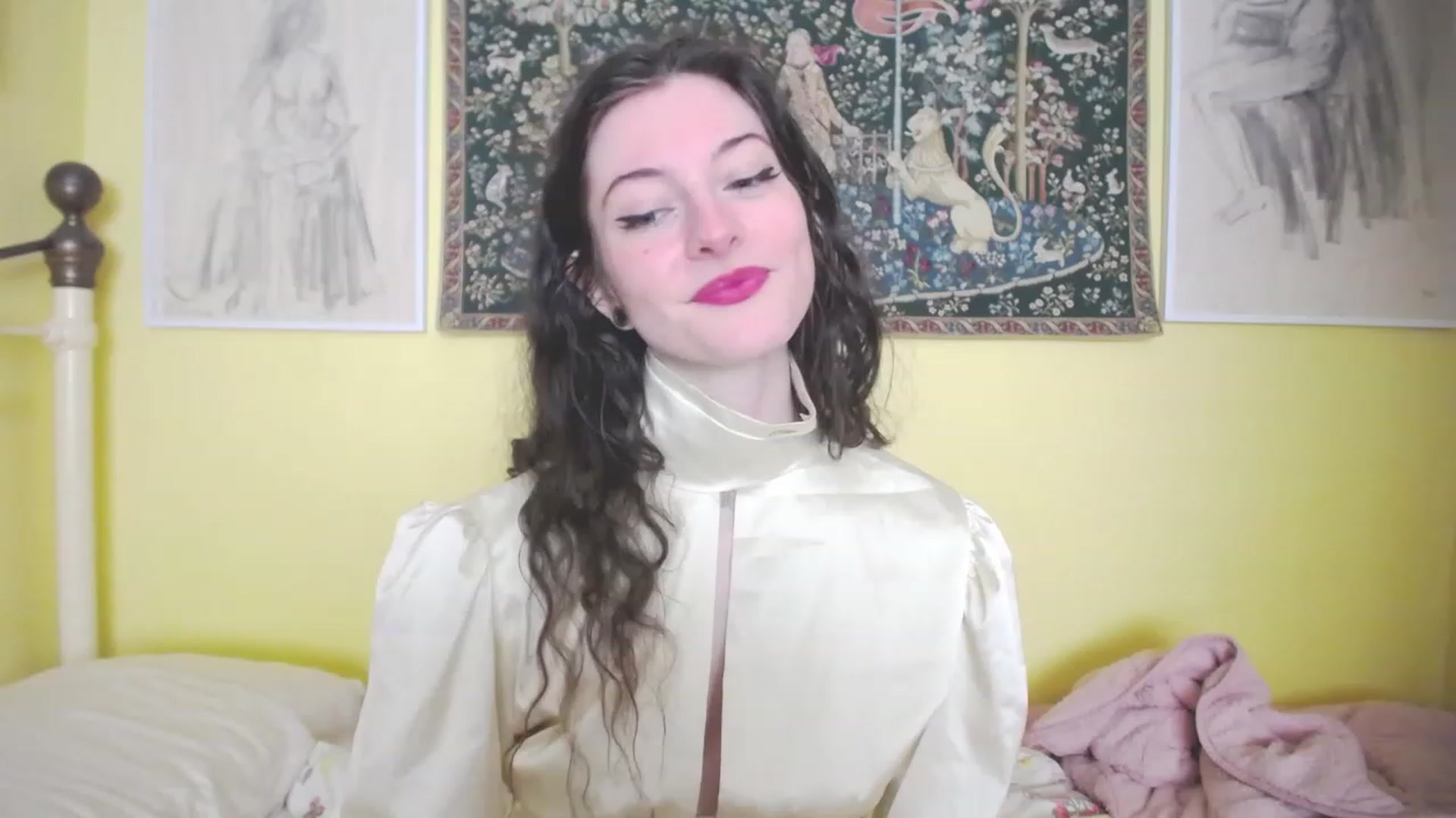 Gallery image thumbnail from viola__'s myfreecams stream on, 05/12/2023, 12:31 image 6 of 20