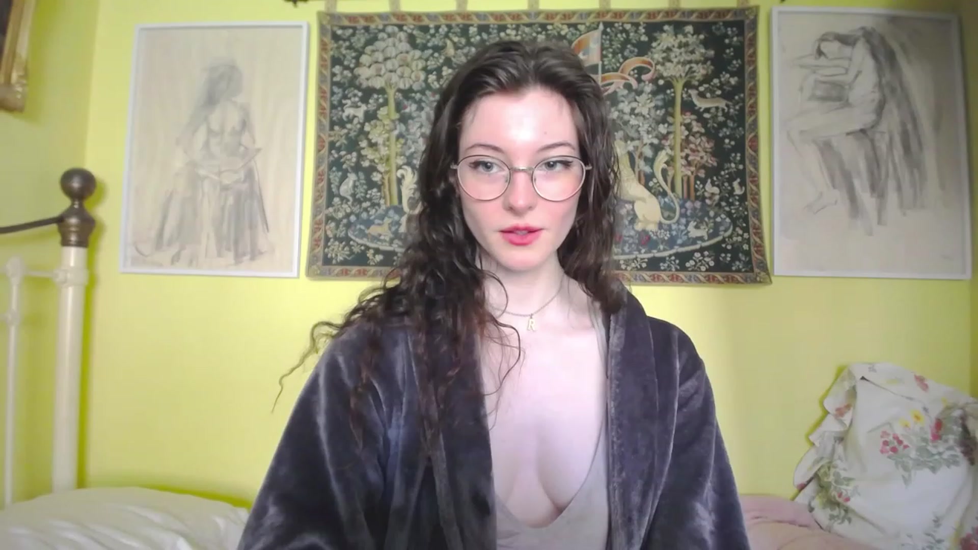 Gallery image thumbnail from viola__'s myfreecams stream on, 05/17/2023, 11:48 image 11 of 20