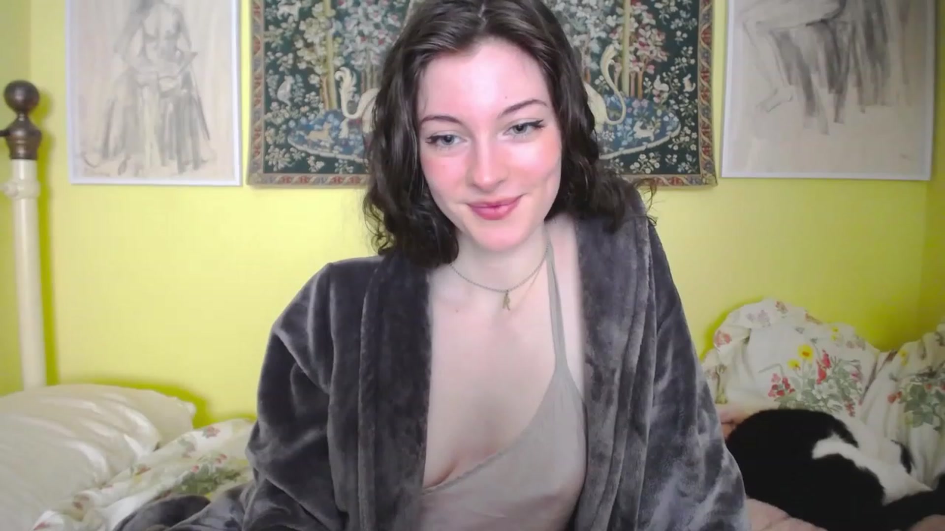 Gallery image thumbnail from viola__'s myfreecams stream on, 05/18/2023, 11:09 image 16 of 20
