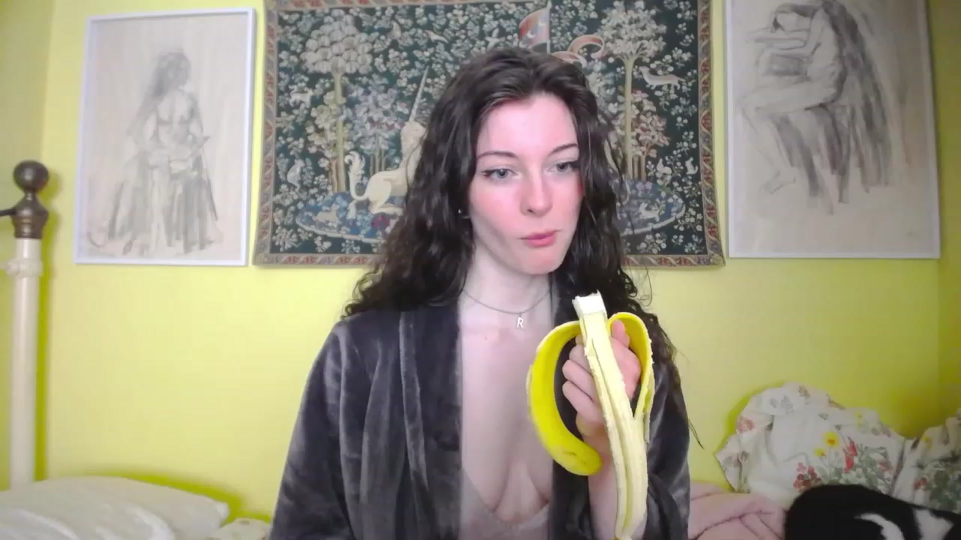 Gallery image thumbnail from viola__'s myfreecams stream on, 05/18/2023, 11:09 image 7 of 20
