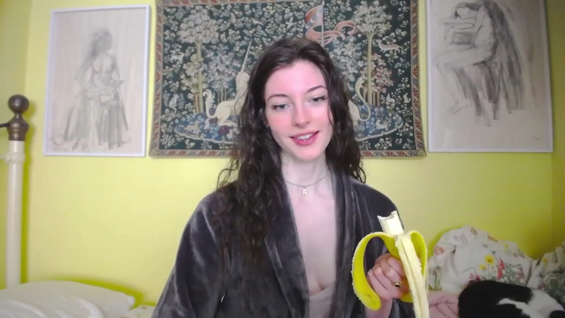 Gallery image thumbnail from viola__'s myfreecams stream on, 05/18/2023, 11:09 image 5 of 20