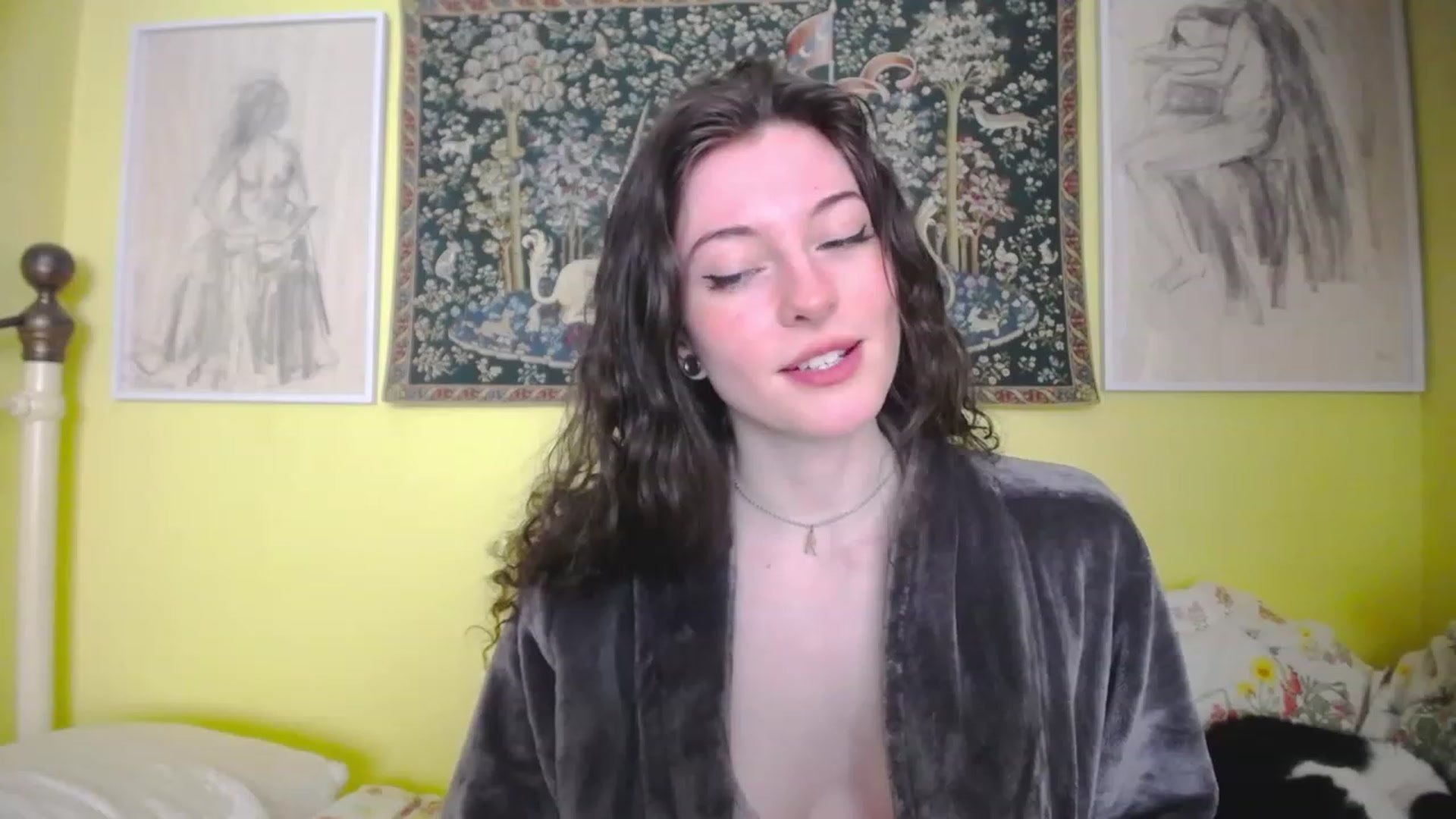 Gallery image thumbnail from viola__'s myfreecams stream on, 05/18/2023, 11:09 image 2 of 20