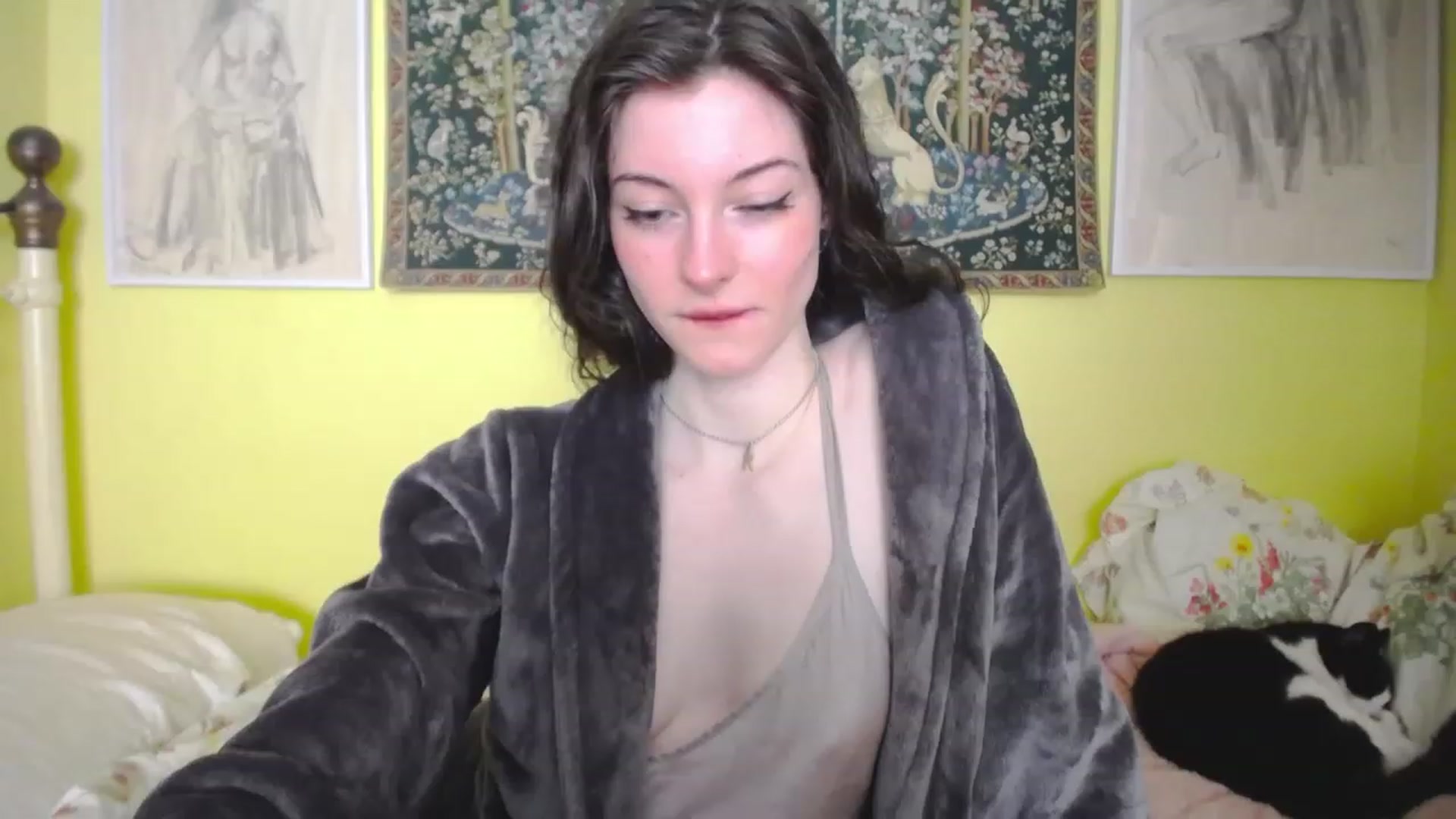 Gallery image thumbnail from viola__'s myfreecams stream on, 05/18/2023, 11:09 image 15 of 20