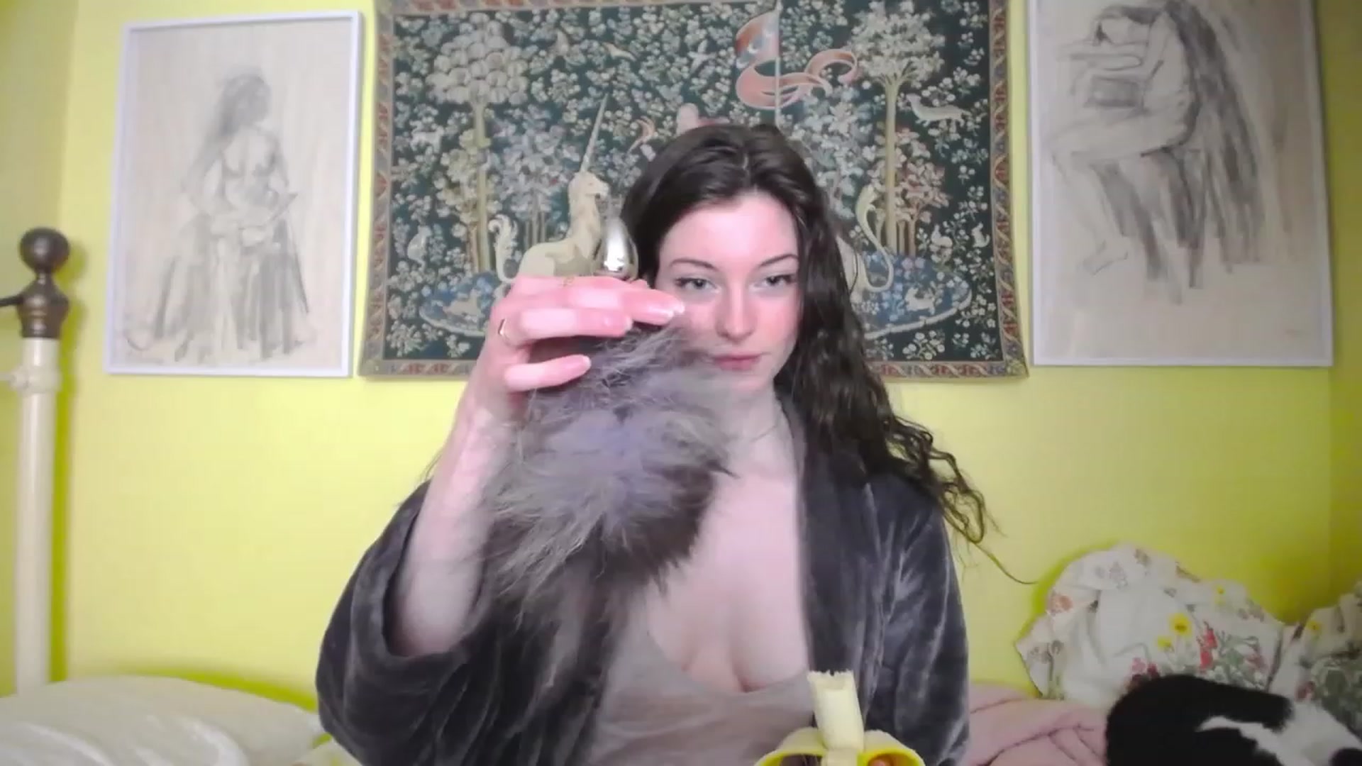 Gallery image thumbnail from viola__'s myfreecams stream on, 05/18/2023, 11:09 image 6 of 20