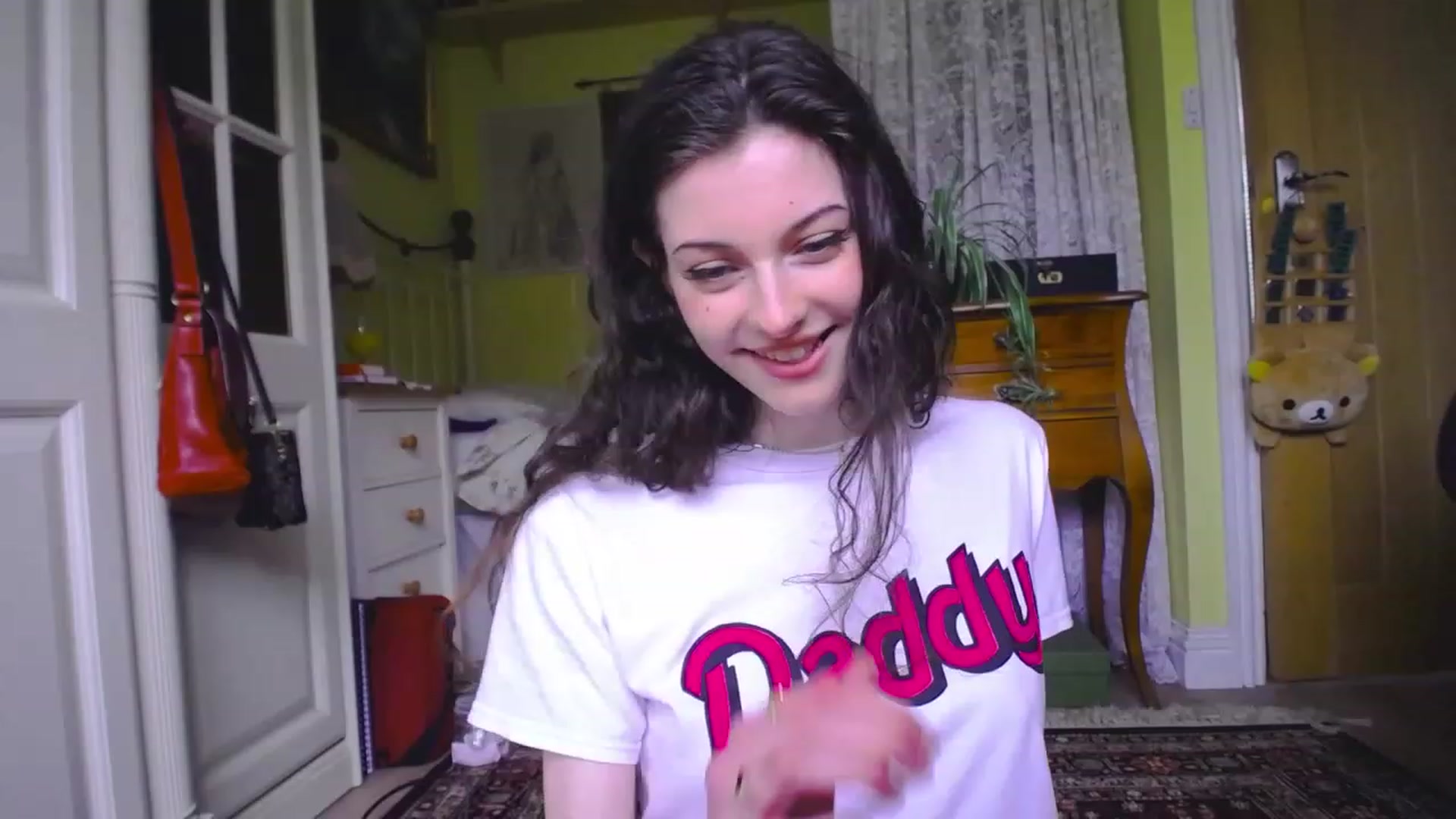 Gallery image thumbnail from viola__'s myfreecams stream on, 05/19/2023, 17:29 image 4 of 20