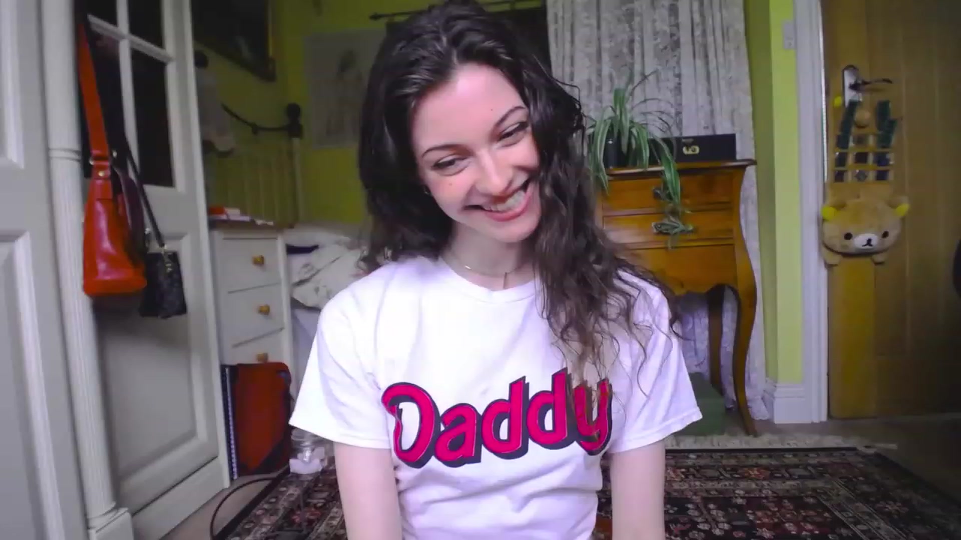 Gallery image thumbnail from viola__'s myfreecams stream on, 05/19/2023, 17:29 image 9 of 20