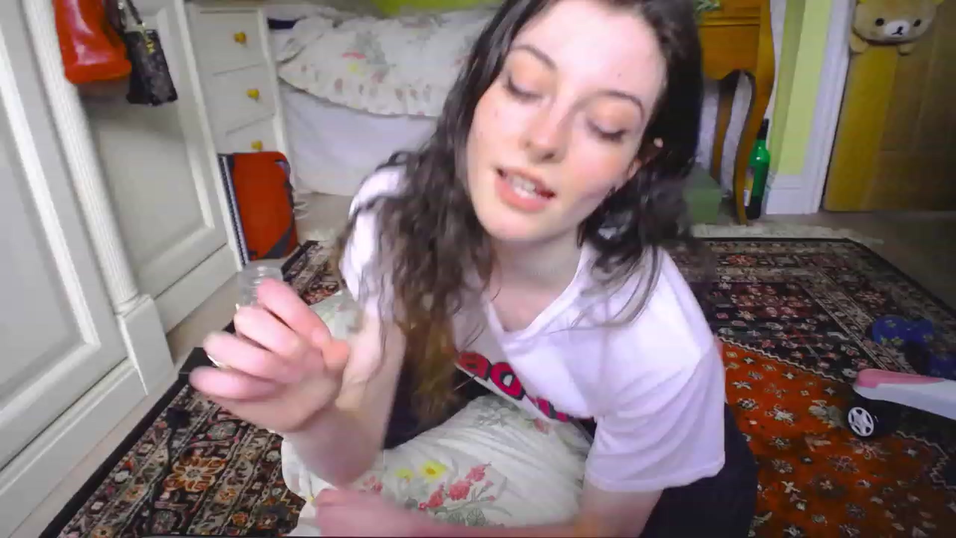Gallery image thumbnail from viola__'s myfreecams stream on, 05/19/2023, 18:01 image 11 of 20