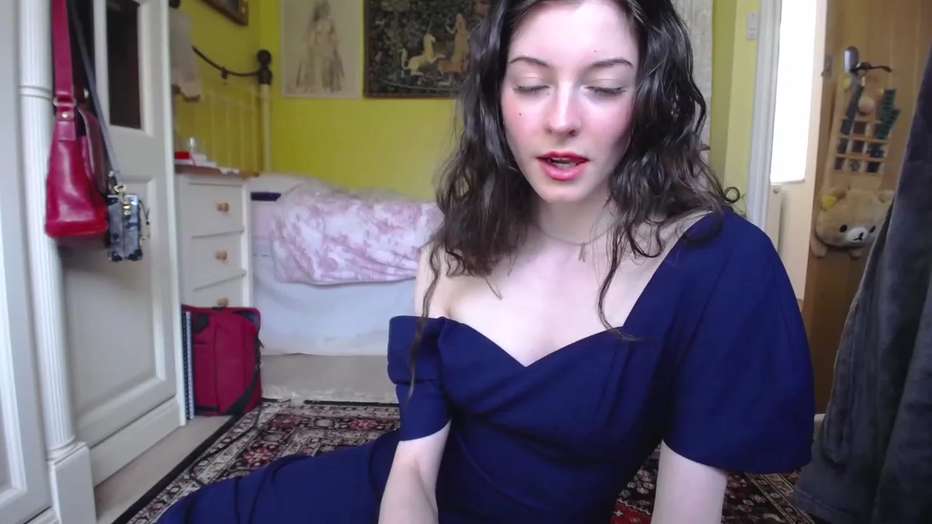 Gallery image thumbnail from viola__'s myfreecams stream on, 05/22/2023, 15:19 image 20 of 20