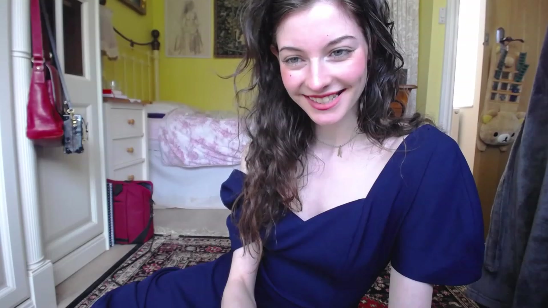 Gallery image thumbnail from viola__'s myfreecams stream on, 05/22/2023, 15:19 image 19 of 20