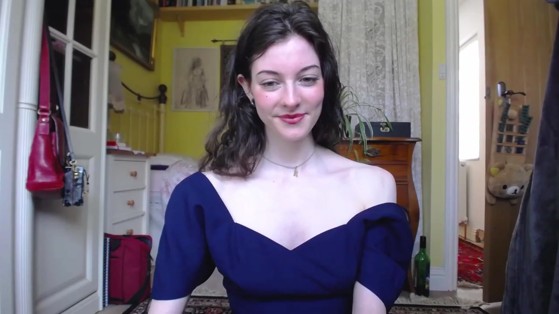 Gallery image thumbnail from viola__'s myfreecams stream on, 05/22/2023, 15:19 image 16 of 20