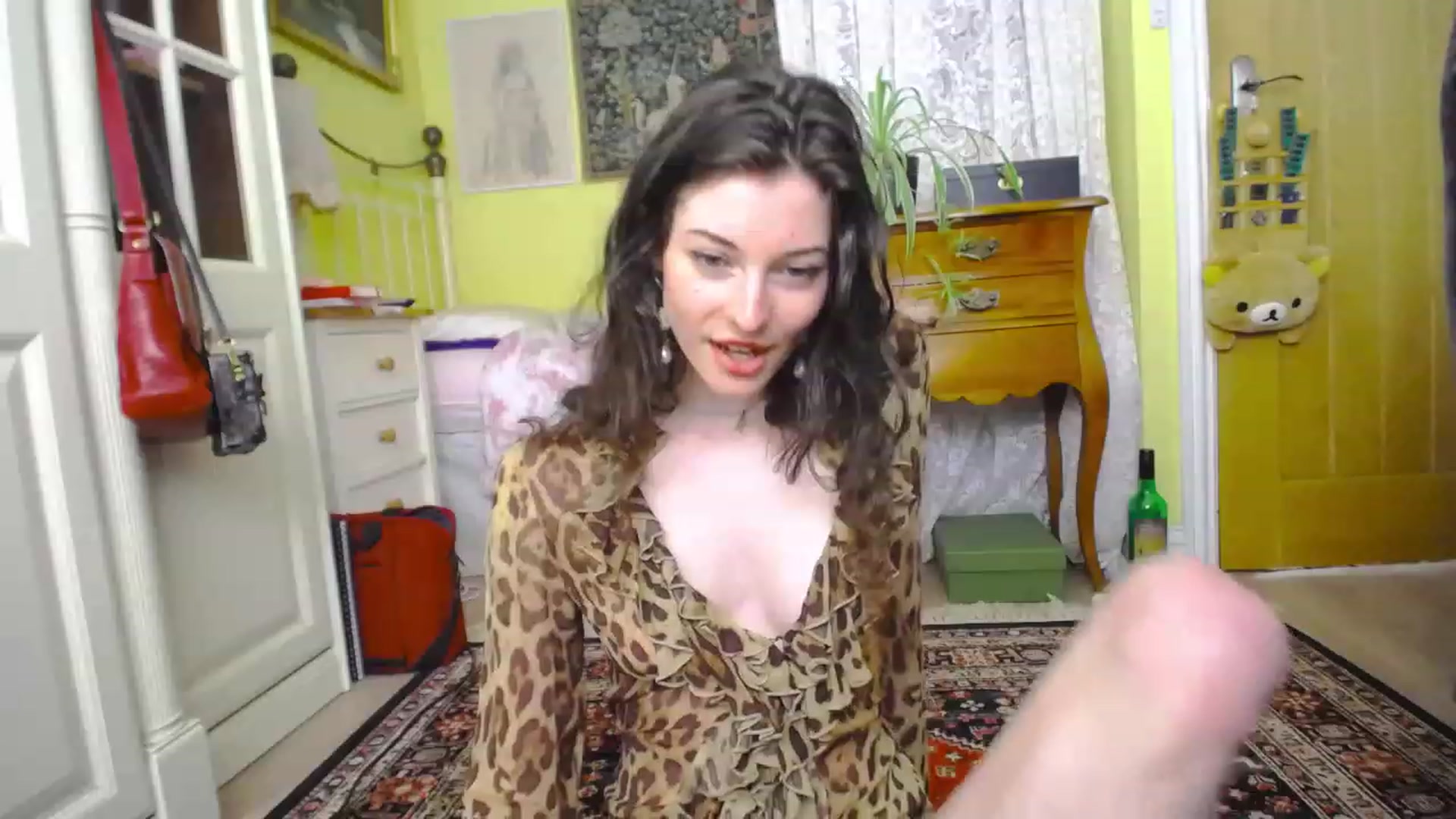 Gallery image thumbnail from viola__'s myfreecams stream on, 05/24/2023, 16:15 image 15 of 20