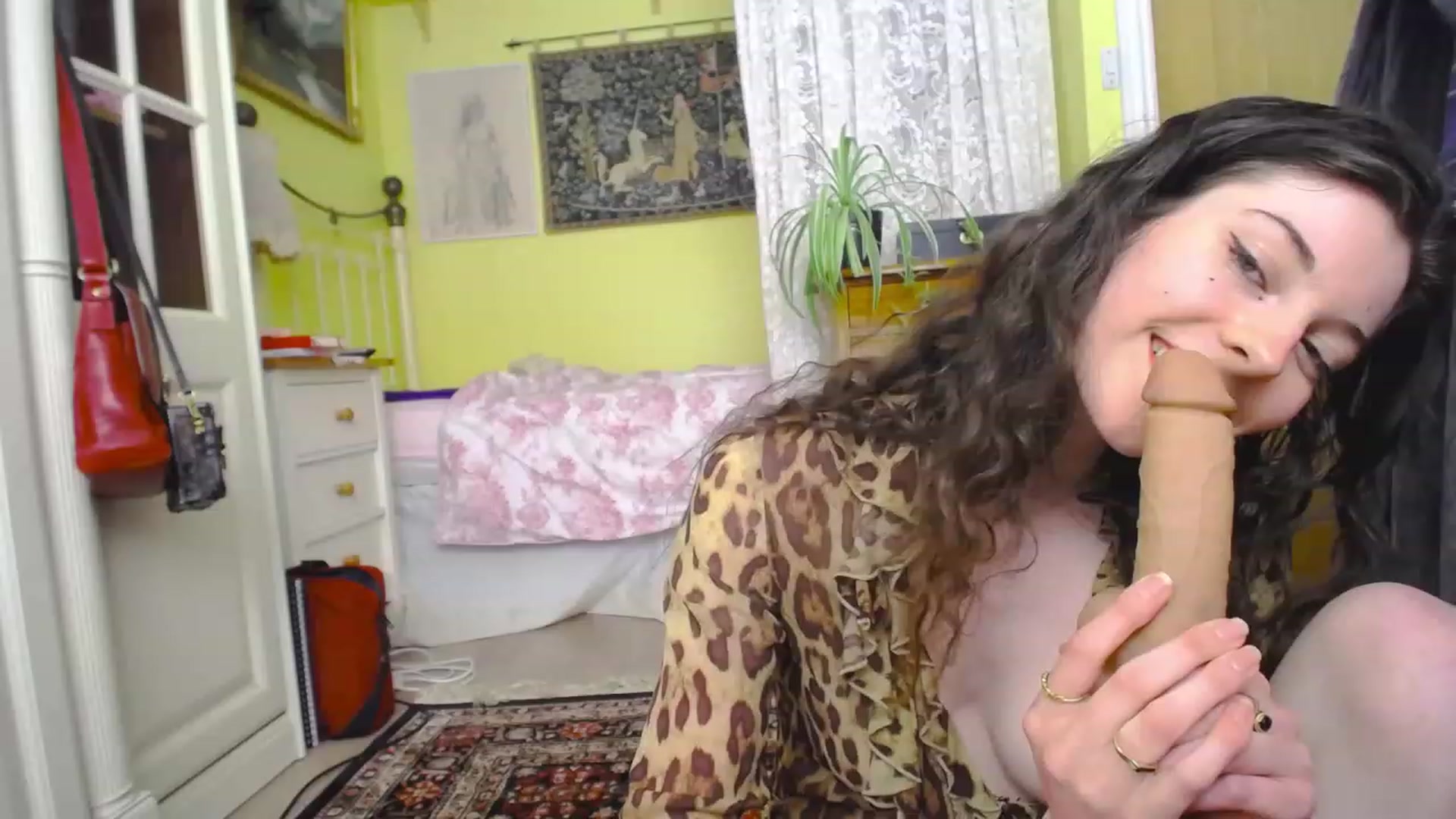 Gallery image thumbnail from viola__'s myfreecams stream on, 05/24/2023, 17:48 image 8 of 20