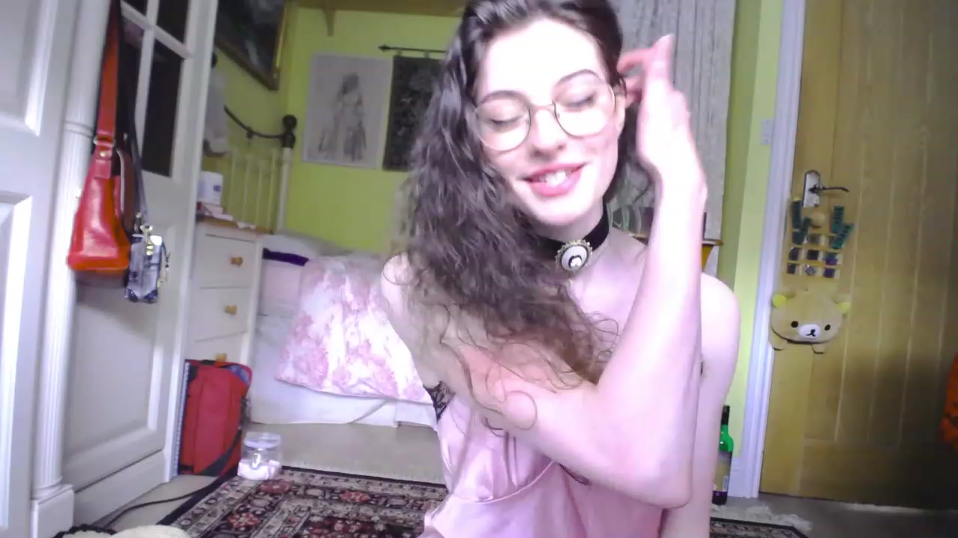 Gallery image thumbnail from viola__'s myfreecams stream on, 05/26/2023, 20:12 image 11 of 20