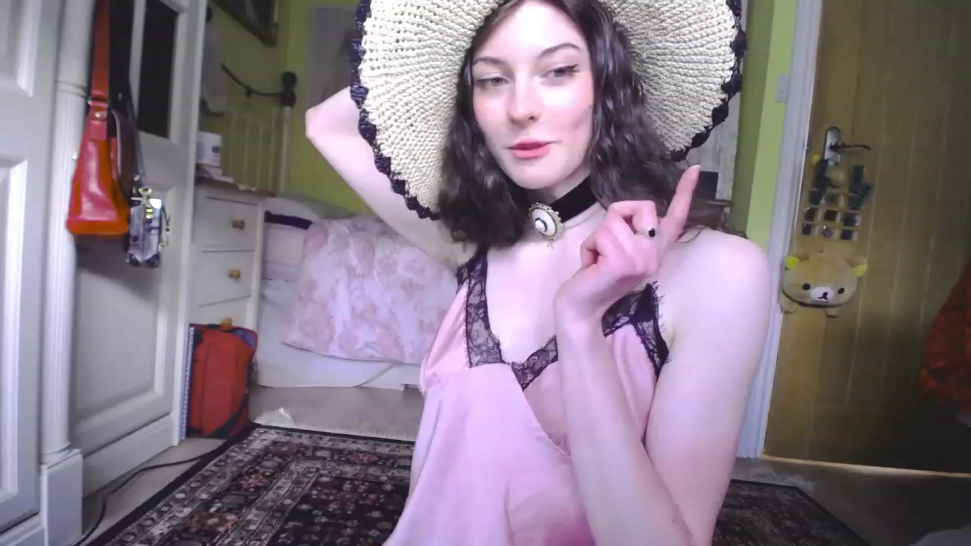 Gallery image thumbnail from viola__'s myfreecams stream on, 05/26/2023, 20:12 image 5 of 20