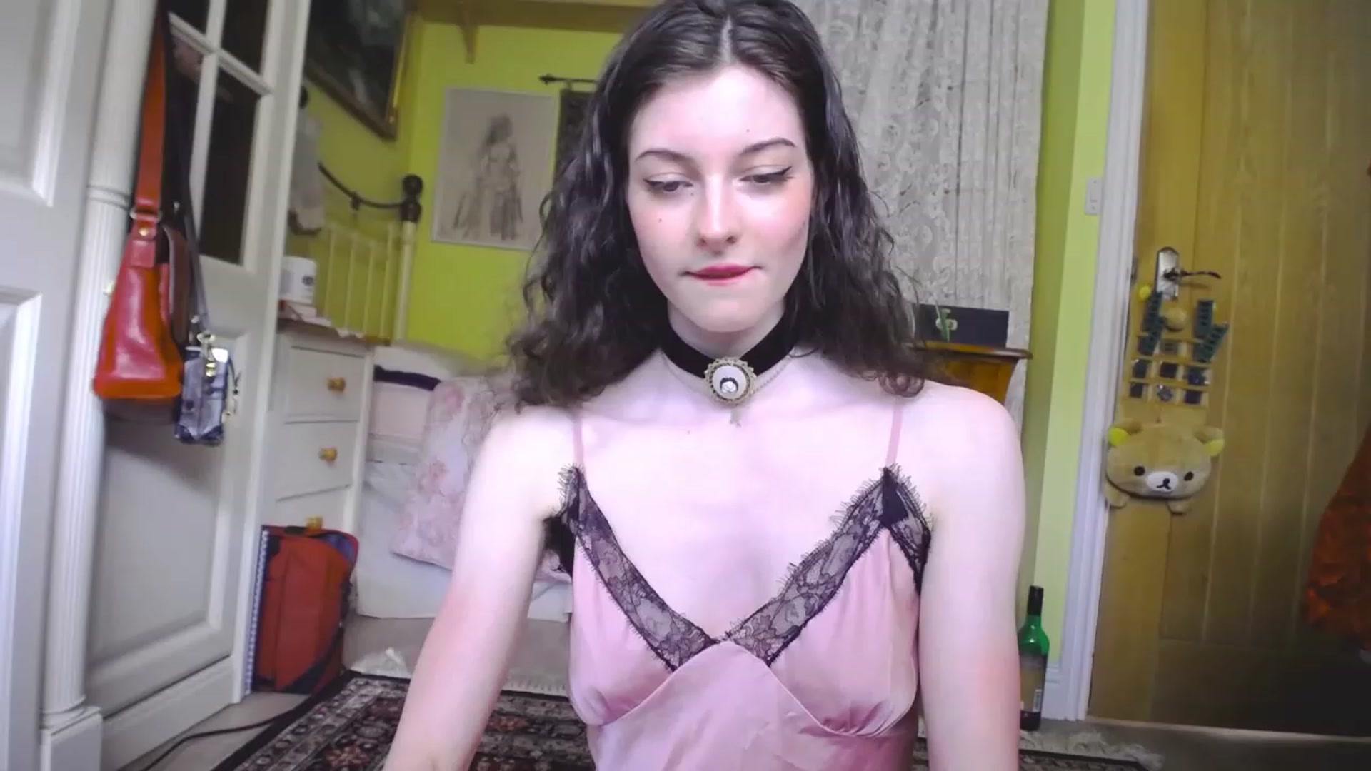 Gallery image thumbnail from viola__'s myfreecams stream on, 05/26/2023, 20:12 image 2 of 20