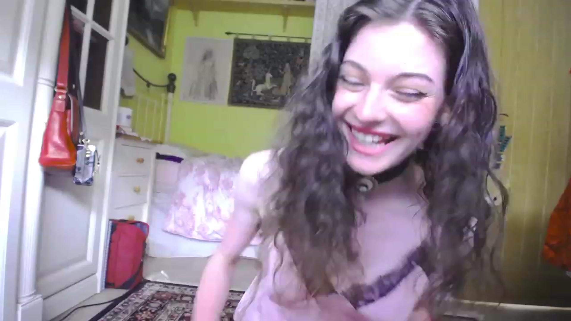 Gallery image thumbnail from viola__'s myfreecams stream on, 05/26/2023, 20:12 image 3 of 20