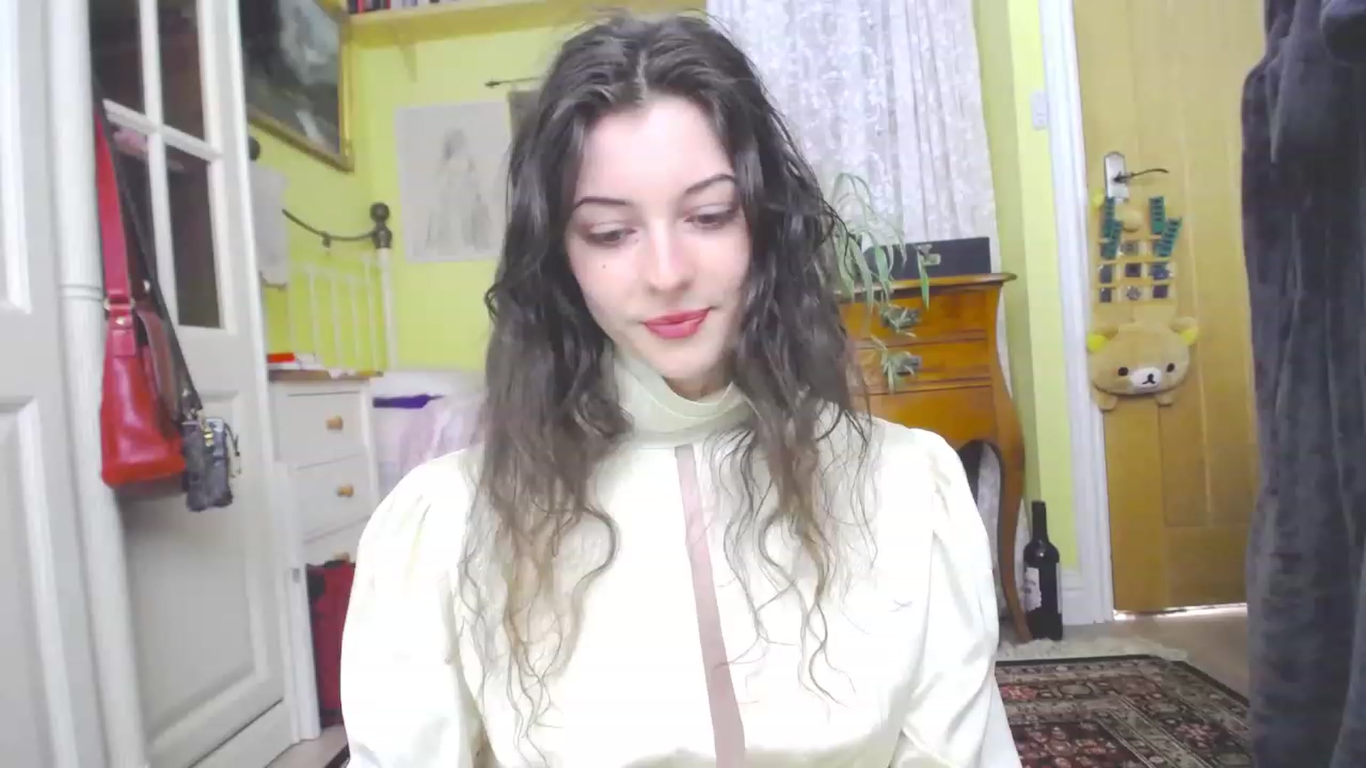 Gallery image thumbnail from viola__'s myfreecams stream on, 06/01/2023, 14:36 image 15 of 20