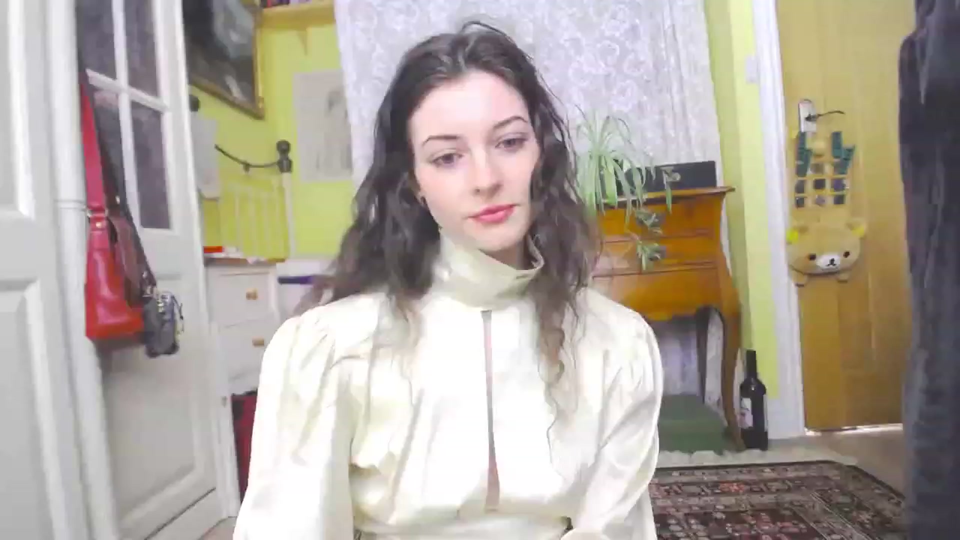 Gallery image thumbnail from viola__'s myfreecams stream on, 06/01/2023, 14:52 image 19 of 20