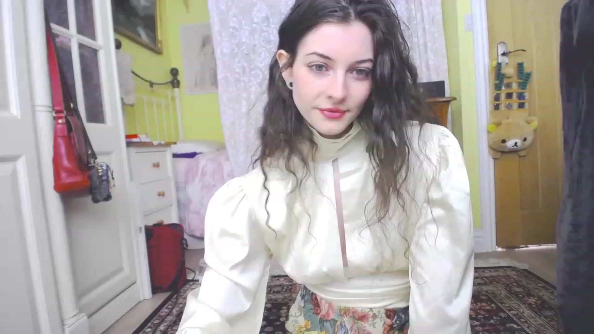 Gallery image thumbnail from viola__'s myfreecams stream on, 06/01/2023, 14:52 image 1 of 20