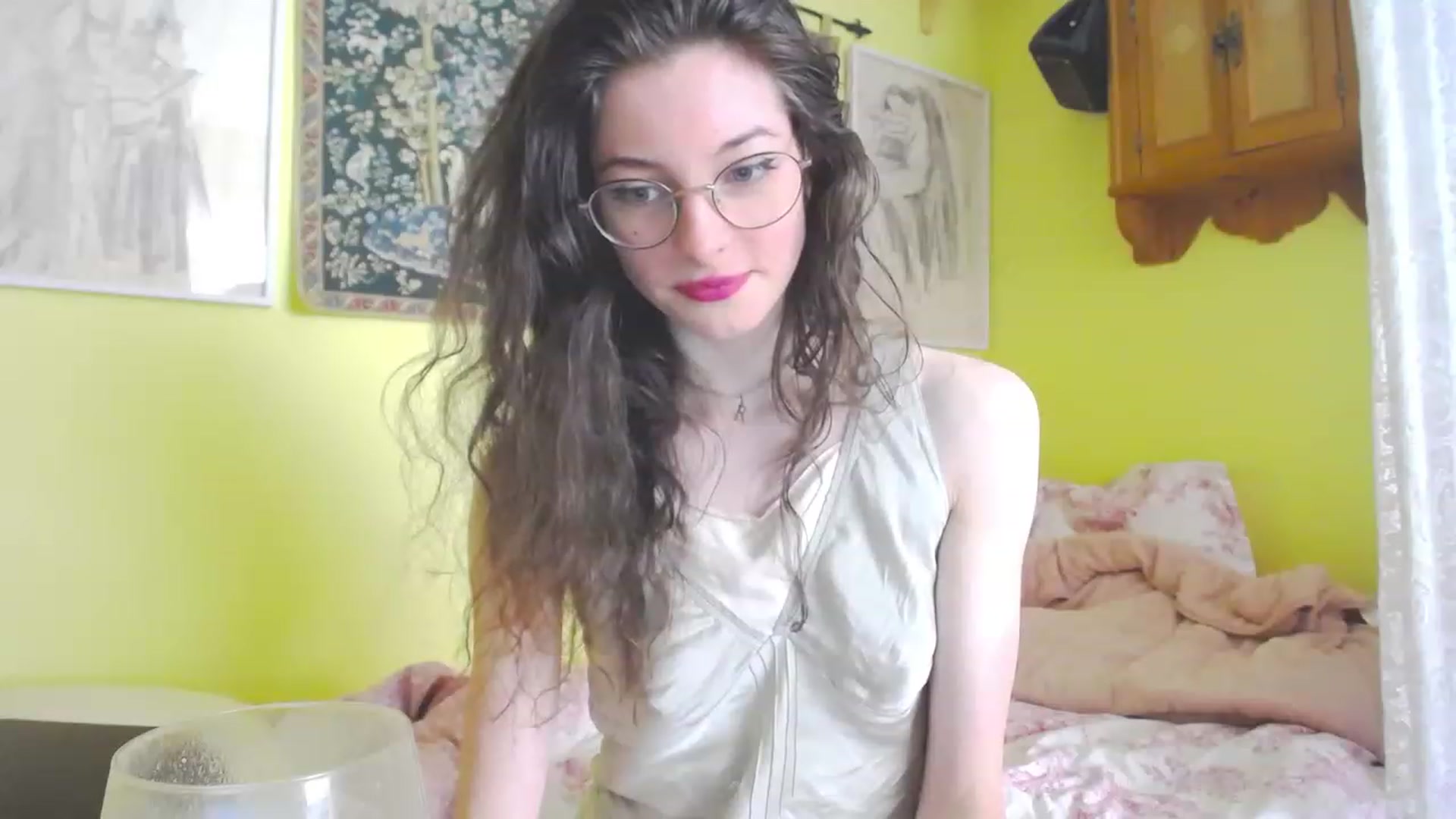 Gallery image thumbnail from viola__'s myfreecams stream on, 06/02/2023, 11:19 image 15 of 20