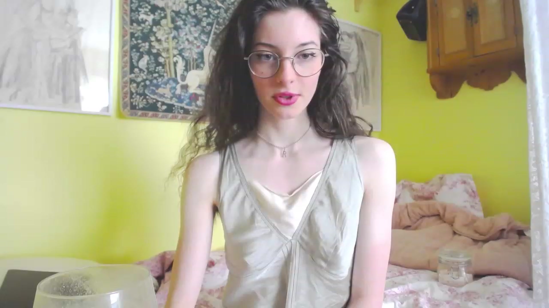 Gallery image thumbnail from viola__'s myfreecams stream on, 06/02/2023, 11:19 image 18 of 20