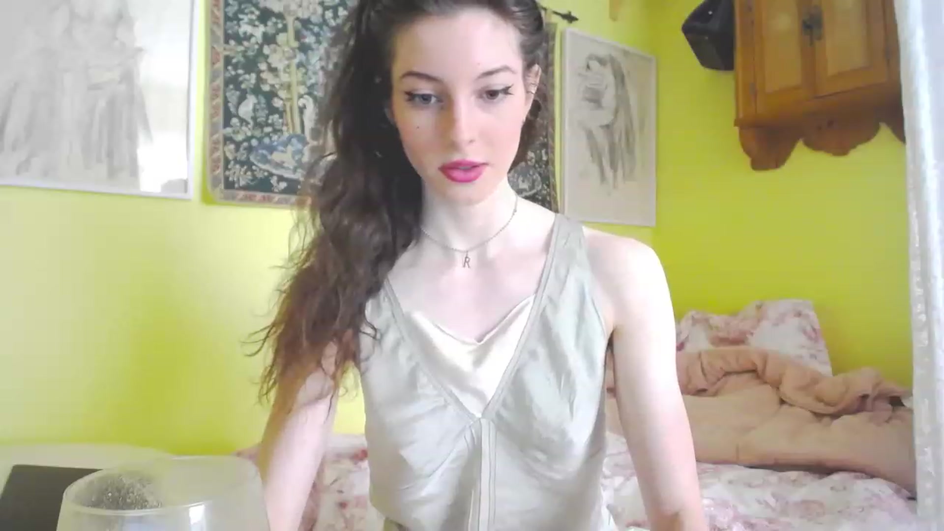 Gallery image thumbnail from viola__'s myfreecams stream on, 06/02/2023, 11:19 image 16 of 20