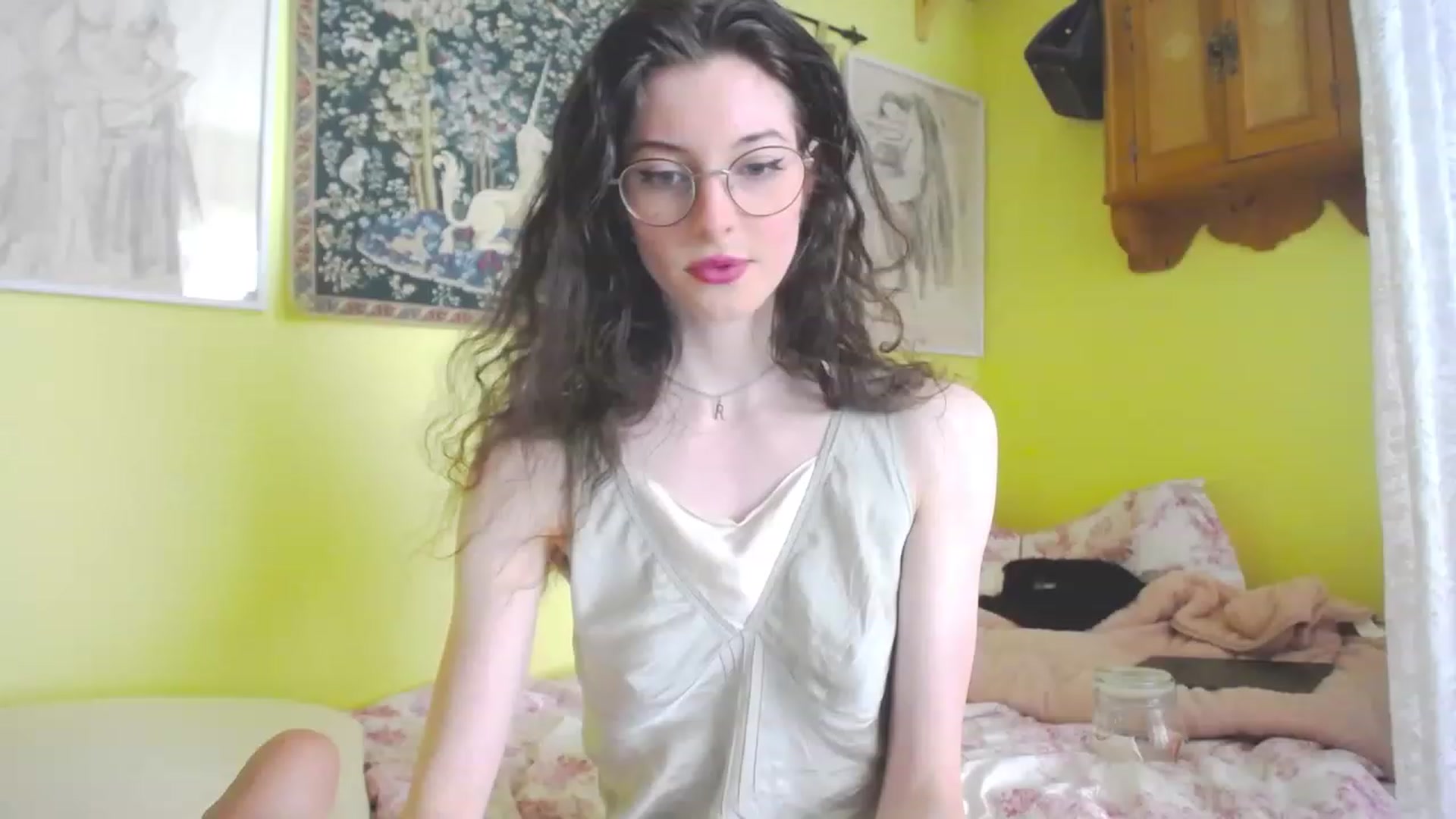 Gallery image thumbnail from viola__'s myfreecams stream on, 06/02/2023, 12:55 image 19 of 20