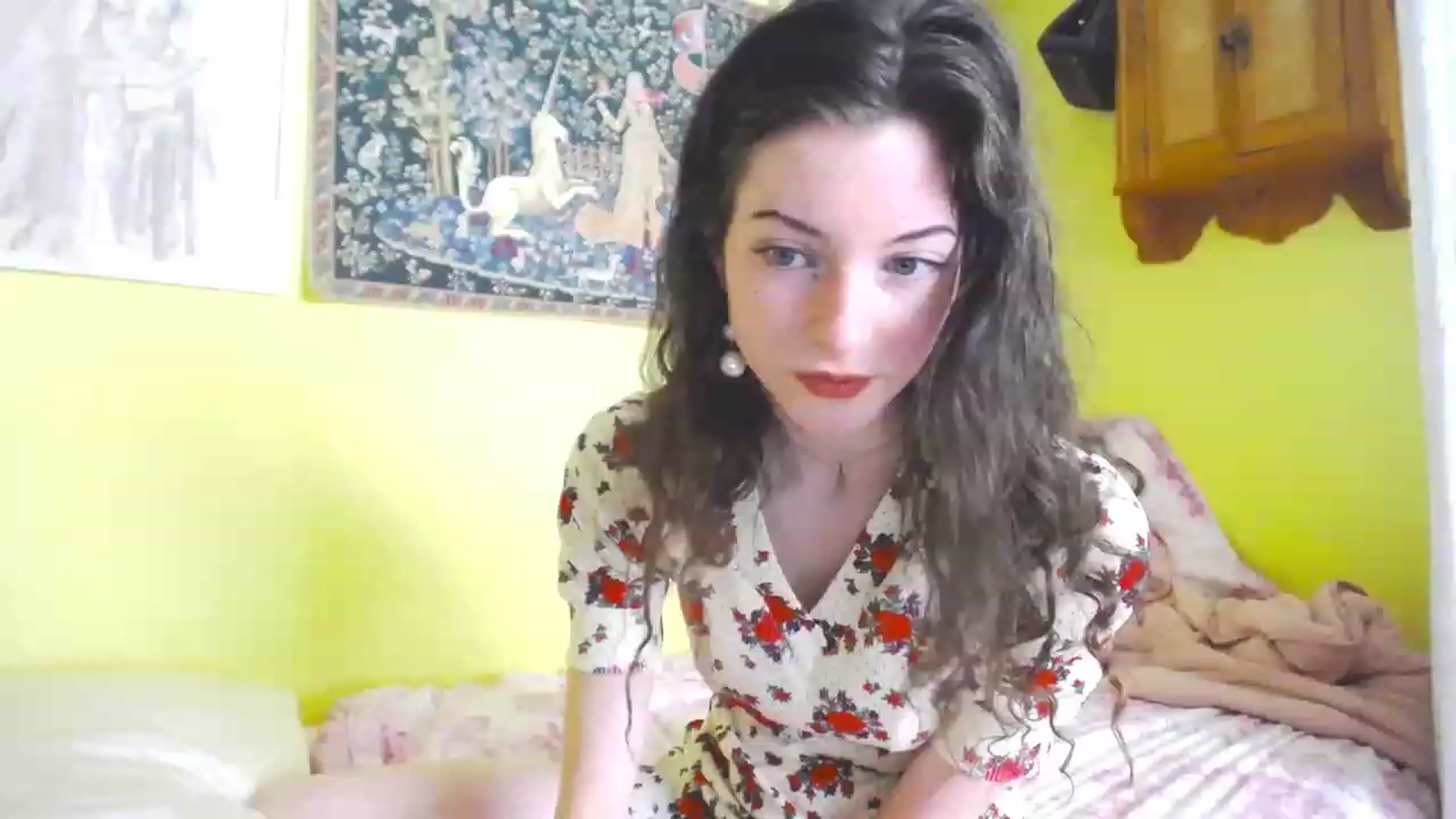 Gallery image thumbnail from viola__'s myfreecams stream on, 06/08/2023, 14:33 image 2 of 20