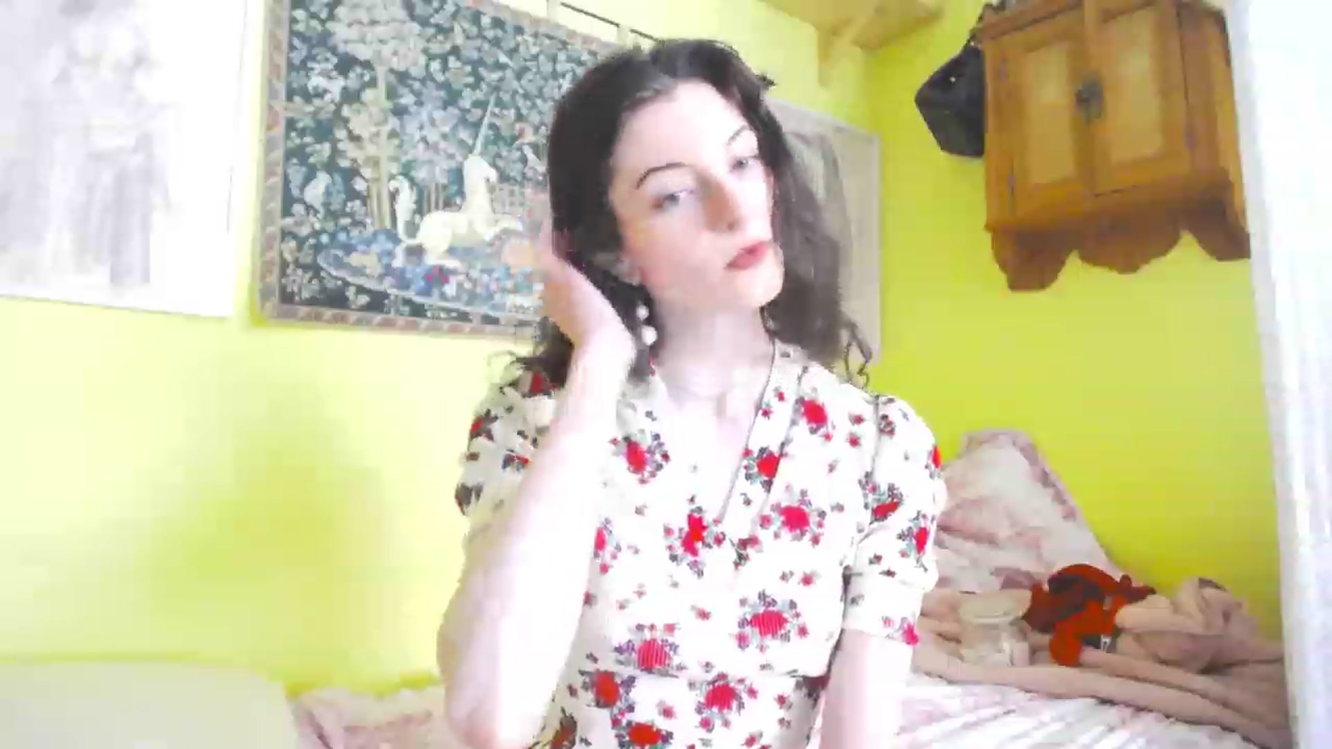 Gallery image thumbnail from viola__'s myfreecams stream on, 06/08/2023, 14:33 image 14 of 20