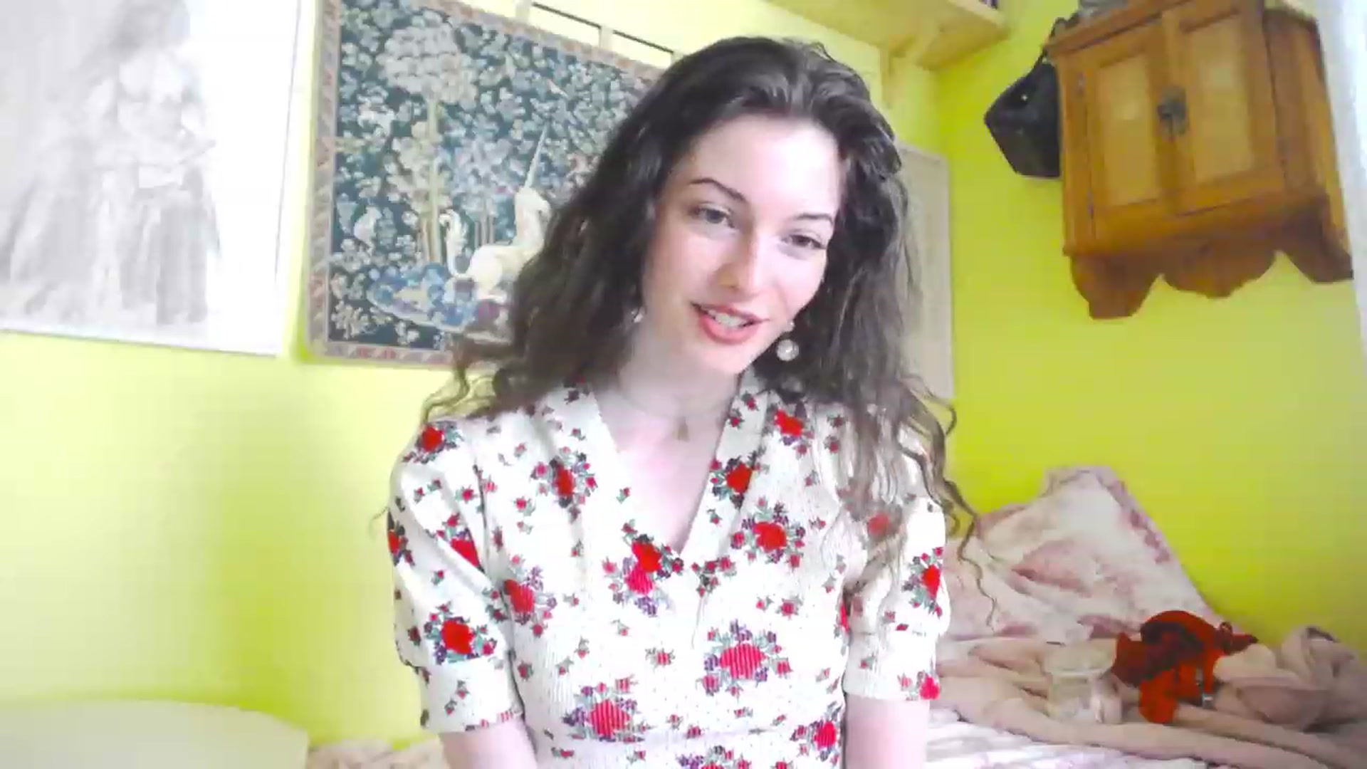 Gallery image thumbnail from viola__'s myfreecams stream on, 06/08/2023, 14:33 image 16 of 20