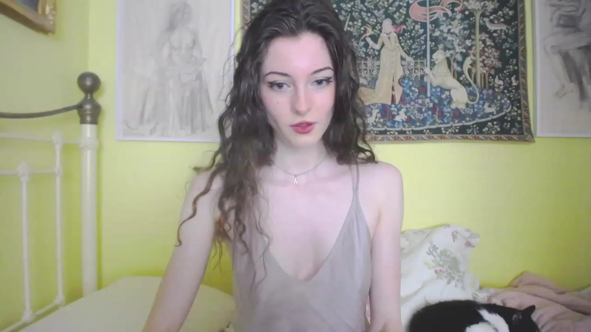 Gallery image thumbnail from viola__'s myfreecams stream on, 06/15/2023, 12:47 image 14 of 20