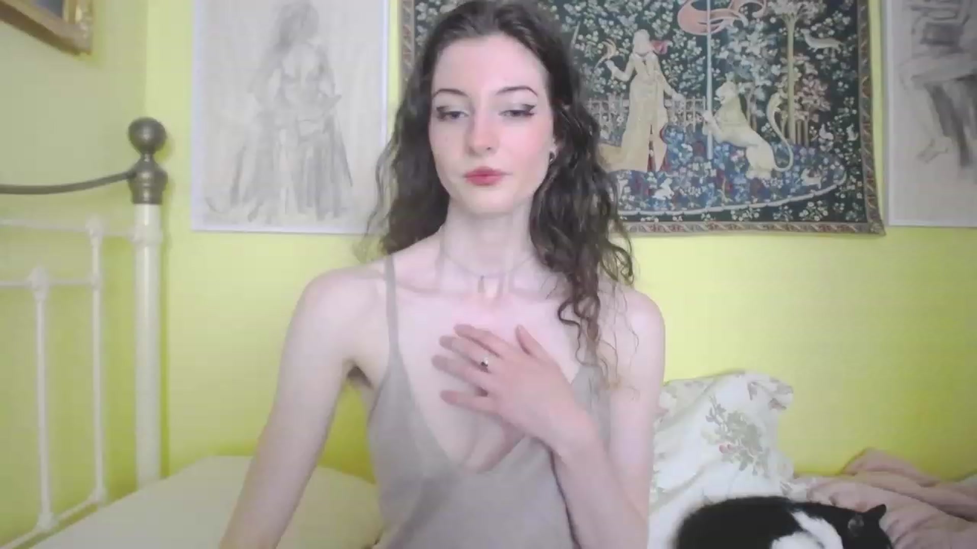 Gallery image thumbnail from viola__'s myfreecams stream on, 06/15/2023, 12:47 image 13 of 20