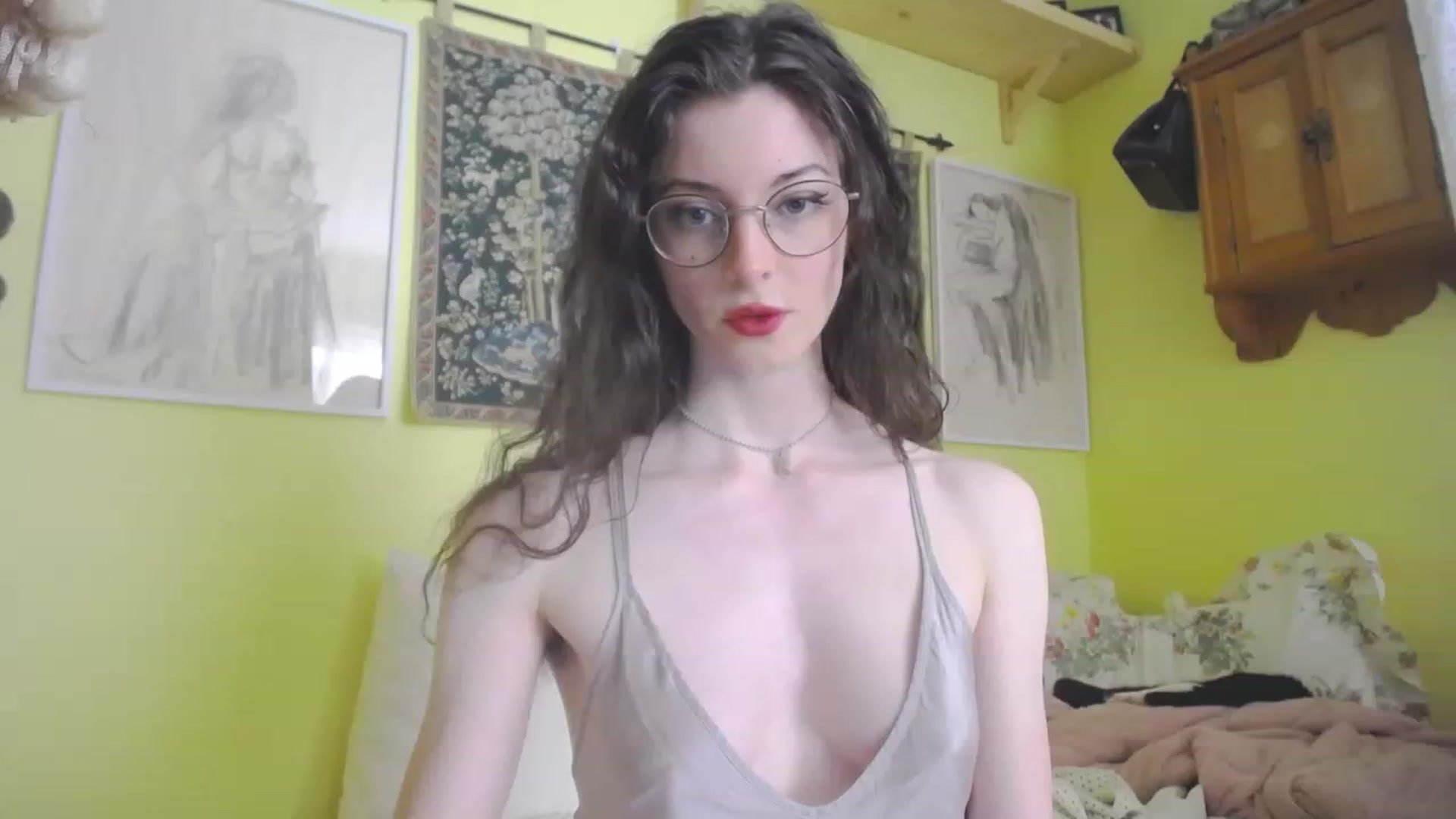 Gallery image thumbnail from viola__'s myfreecams stream on, 06/16/2023, 14:19 image 1 of 20