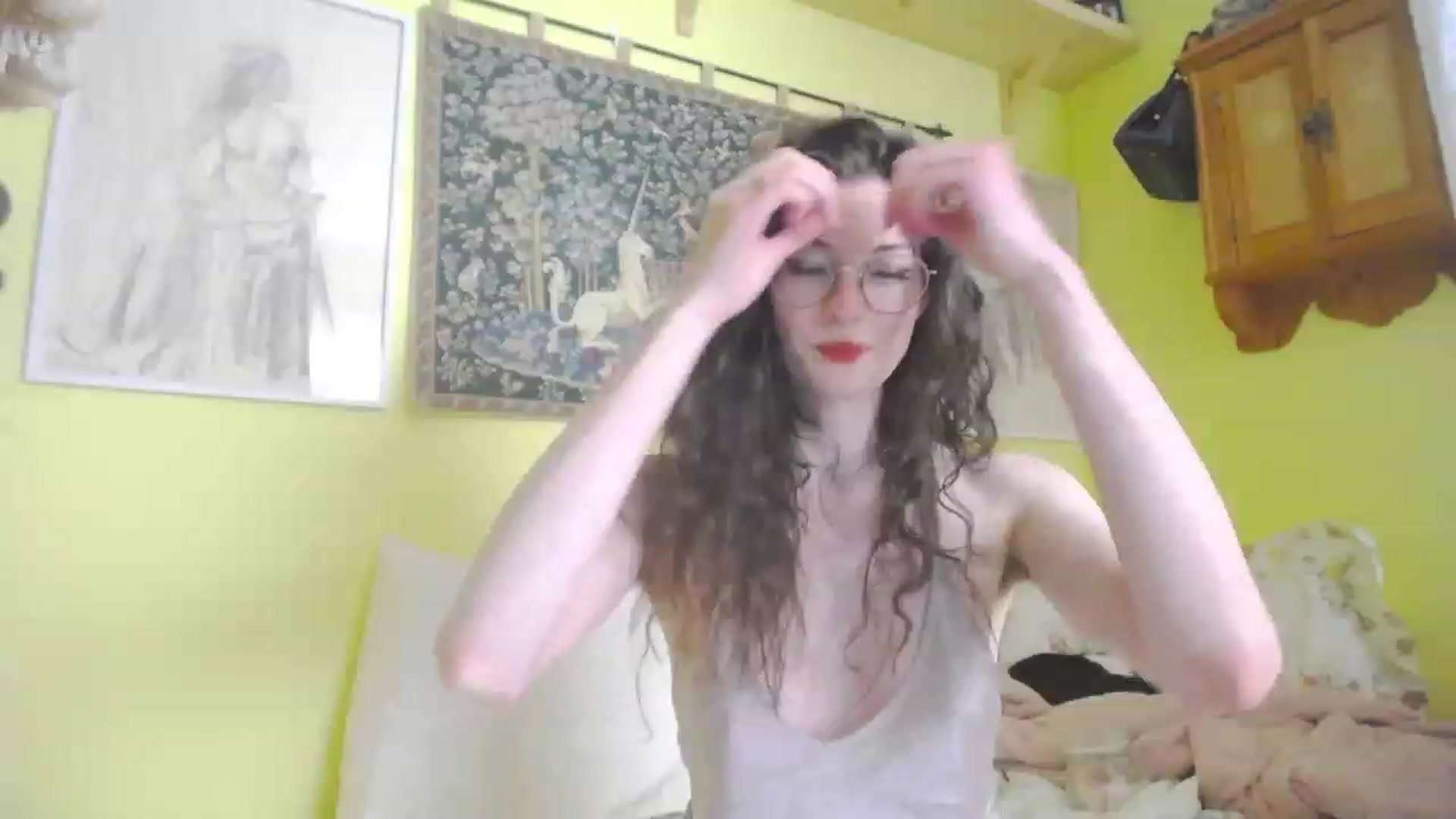 Gallery image thumbnail from viola__'s myfreecams stream on, 06/16/2023, 17:03 image 5 of 20