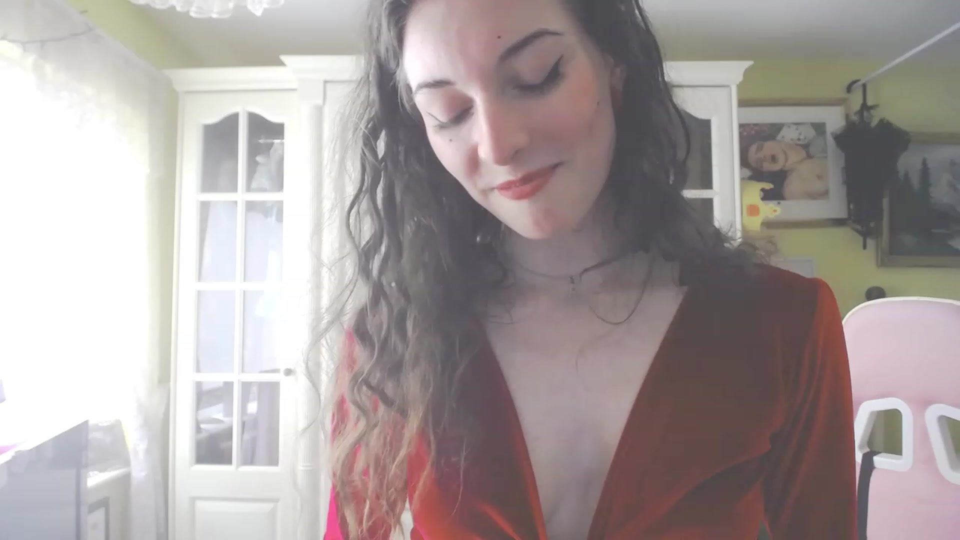 Gallery image thumbnail from viola__'s myfreecams stream on, 06/28/2023, 13:34 image 18 of 20