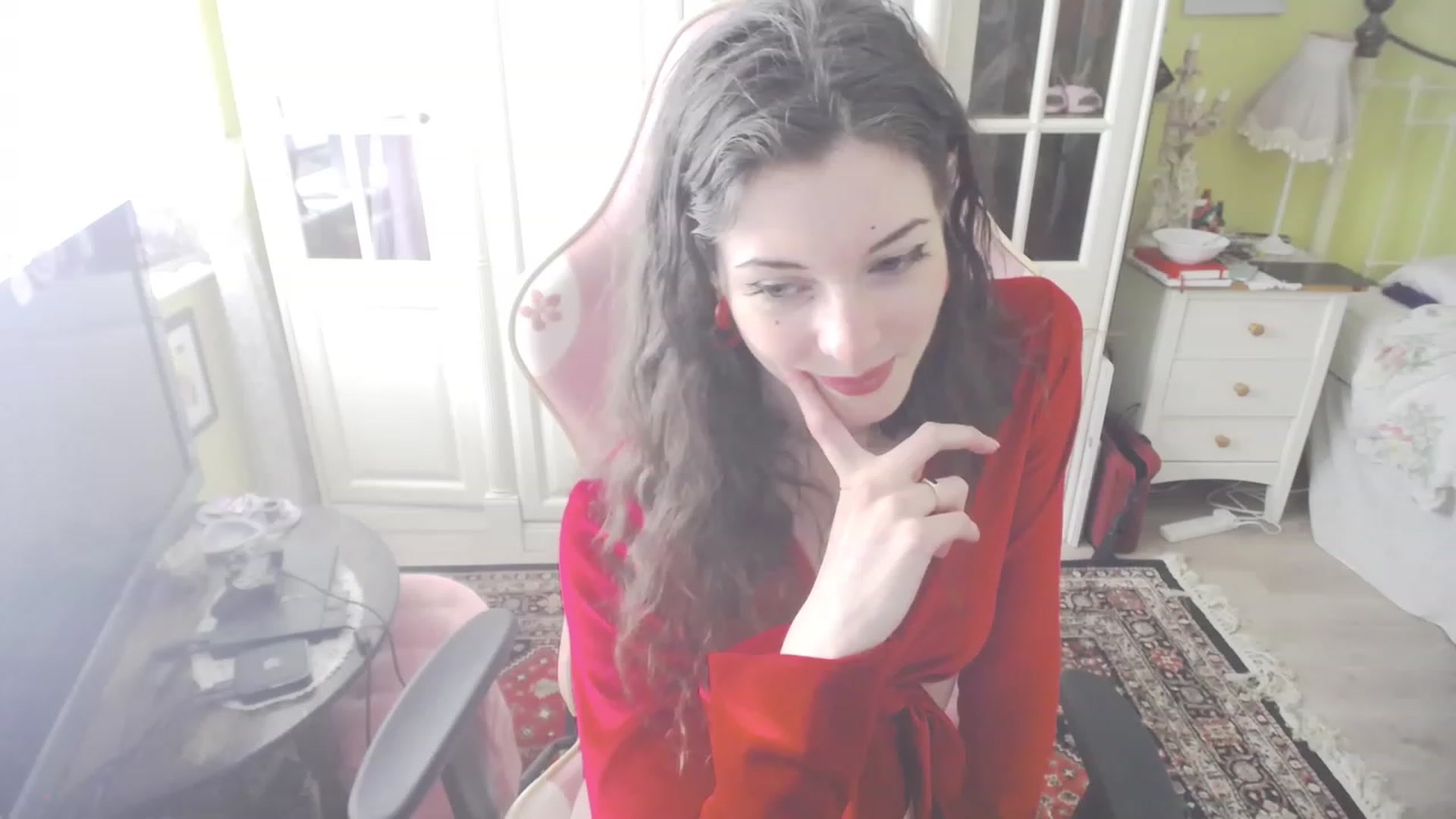 Gallery image thumbnail from viola__'s myfreecams stream on, 06/28/2023, 13:49 image 2 of 20