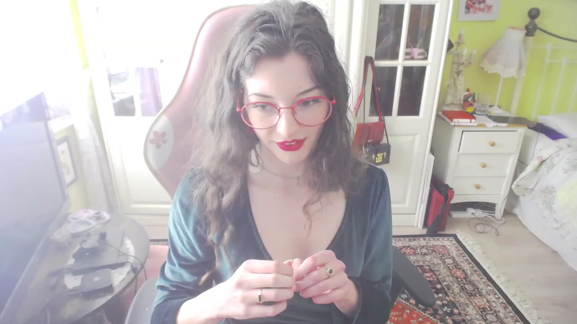 Gallery image thumbnail from viola__'s myfreecams stream on, 07/06/2023, 13:48 image 5 of 20