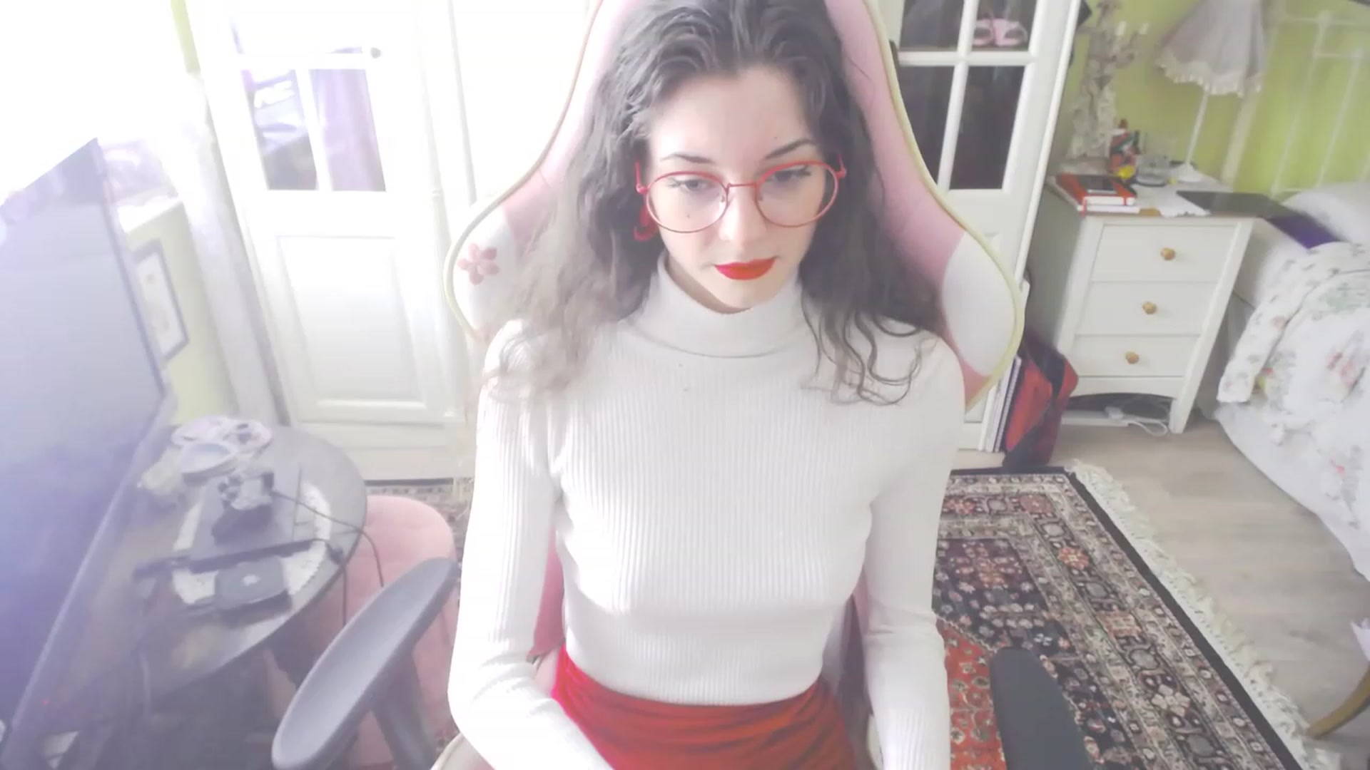 Gallery image thumbnail from viola__'s myfreecams stream on, 07/07/2023, 14:01 image 9 of 20