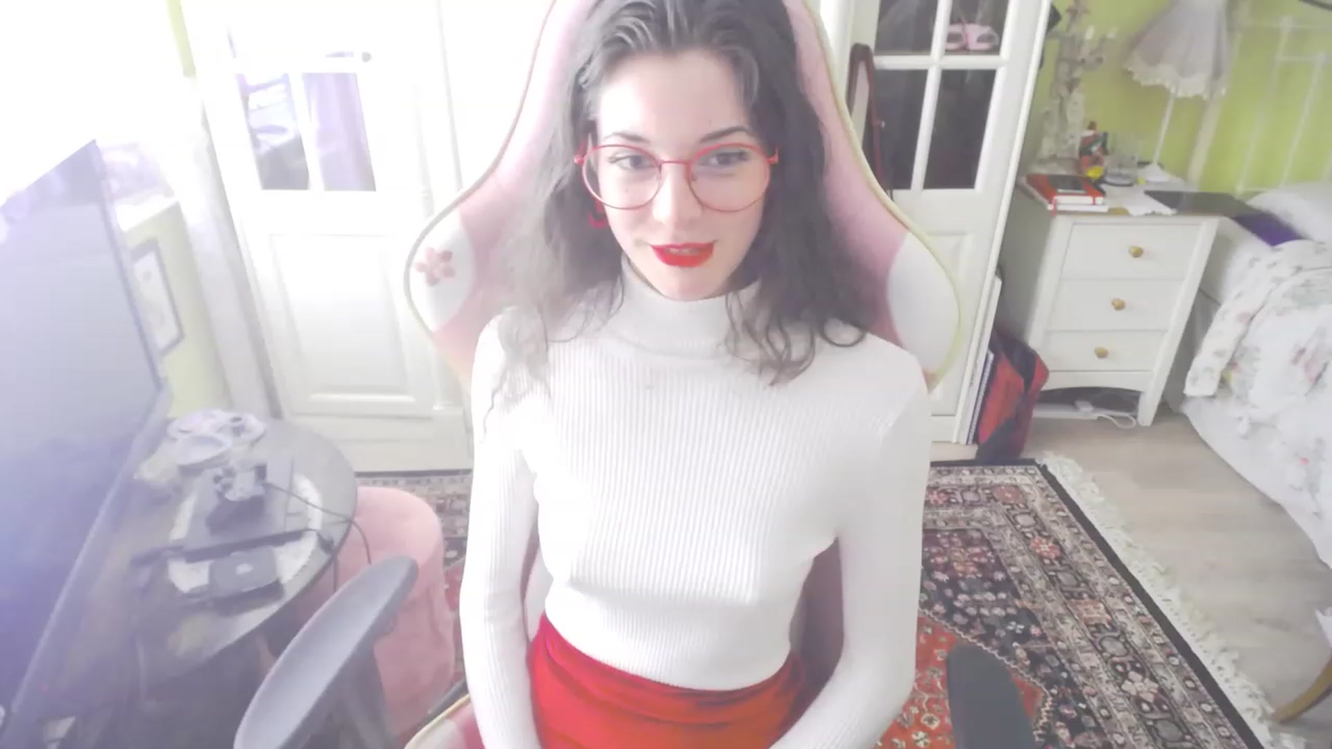 Gallery image thumbnail from viola__'s myfreecams stream on, 07/07/2023, 14:01 image 11 of 20