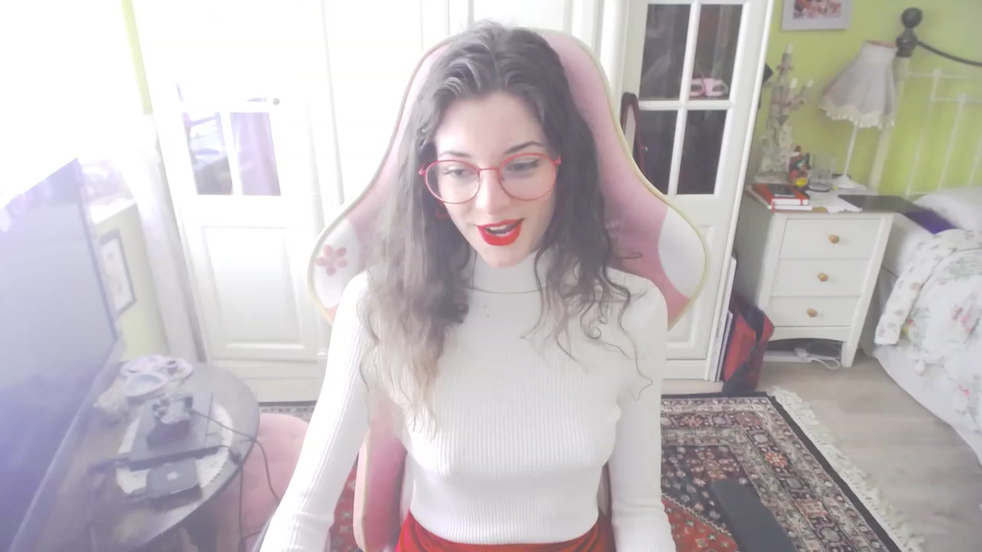 Gallery image thumbnail from viola__'s myfreecams stream on, 07/07/2023, 14:01 image 18 of 20