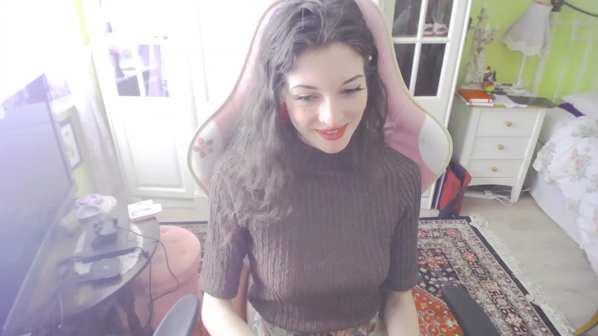 Gallery image thumbnail from viola__'s myfreecams stream on, 07/13/2023, 13:22 image 2 of 20