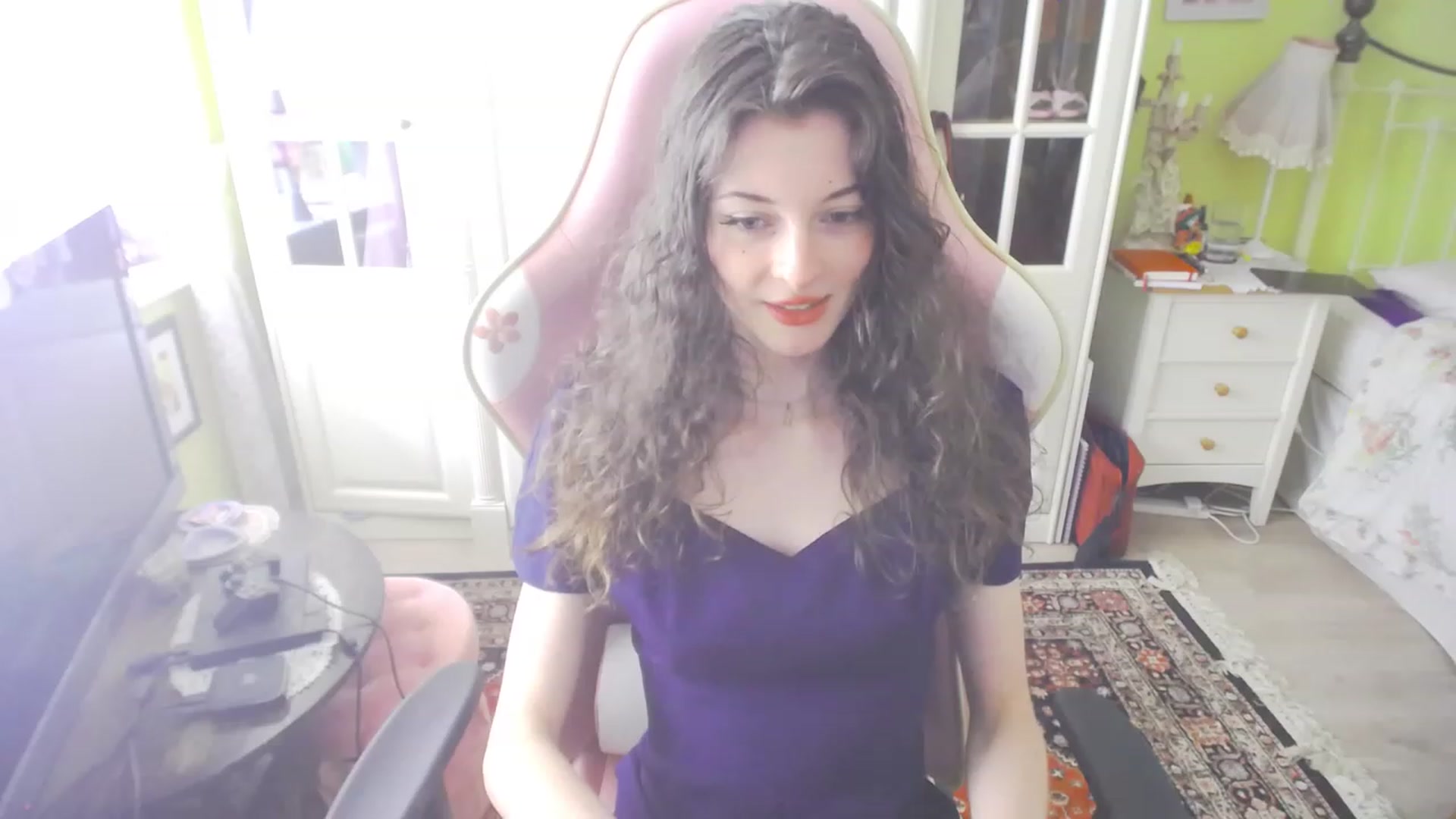 Gallery image thumbnail from viola__'s myfreecams stream on, 07/14/2023, 15:38 image 7 of 20